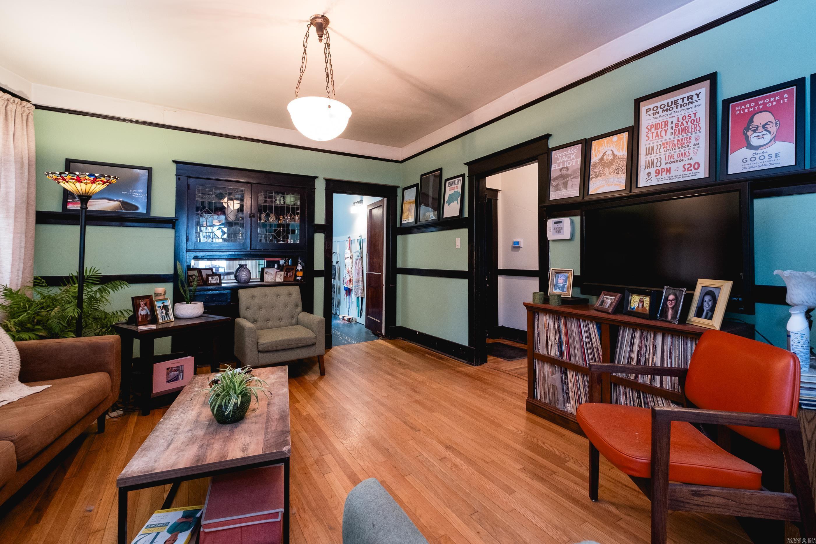 2017 W 18th Street Property Photo 7