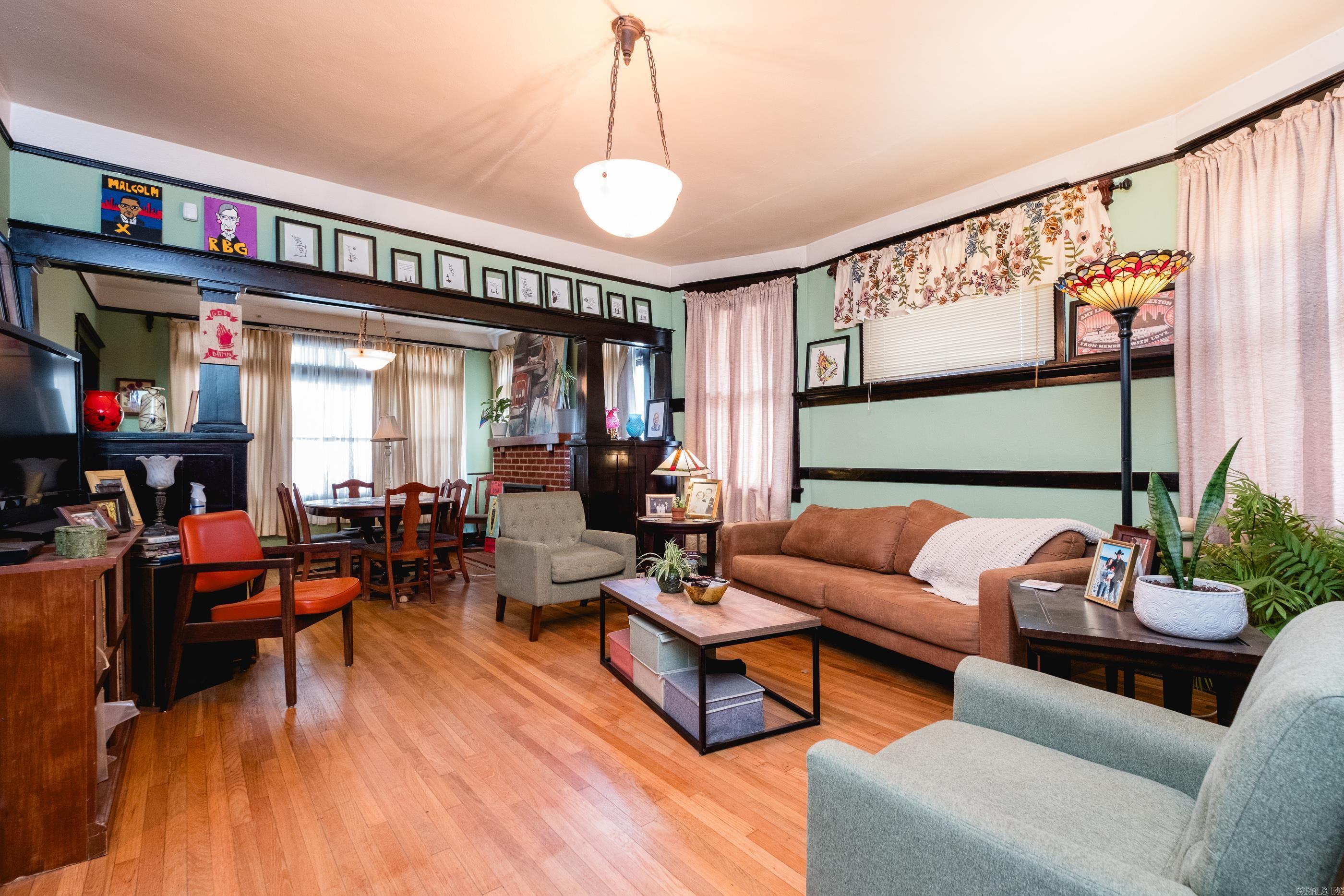 2017 W 18th Street Property Photo 8