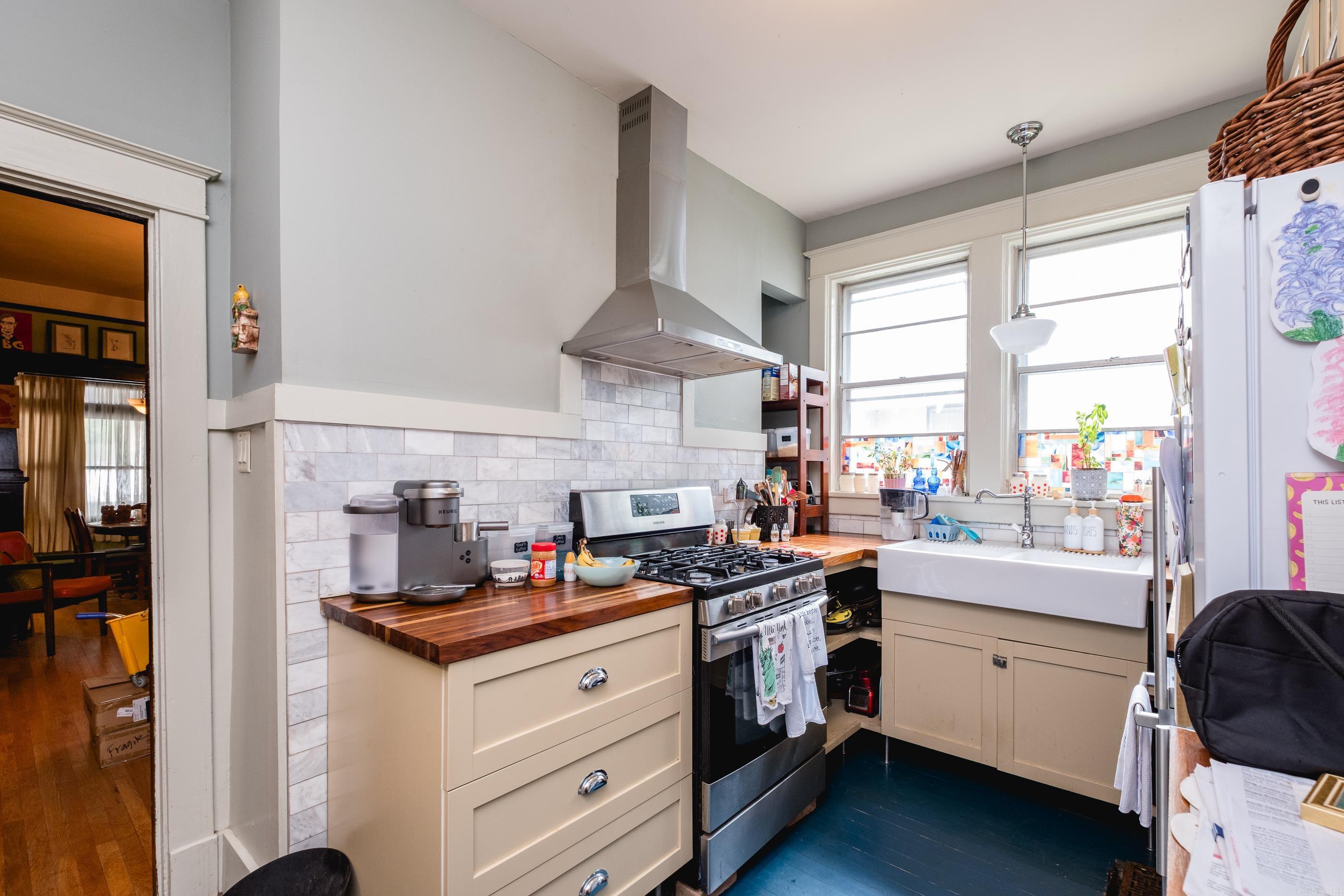 2017 W 18th Street Property Photo 12