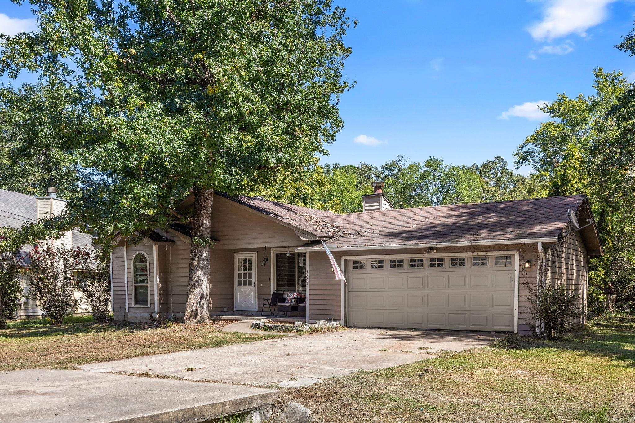 14807 Post Oaks Pl Property Photo 3