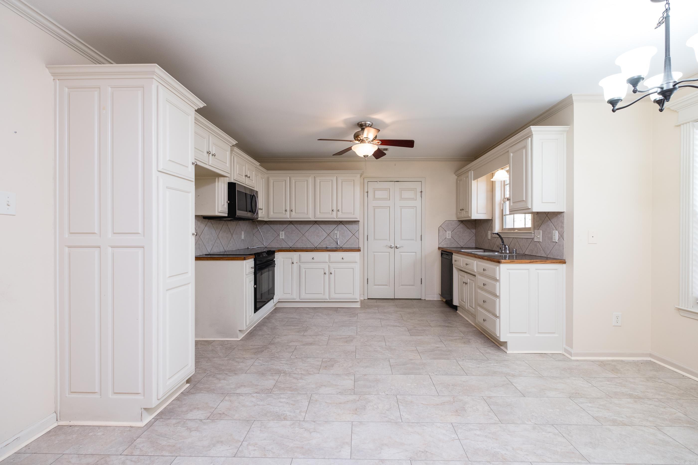 26038550 Property Photo 7