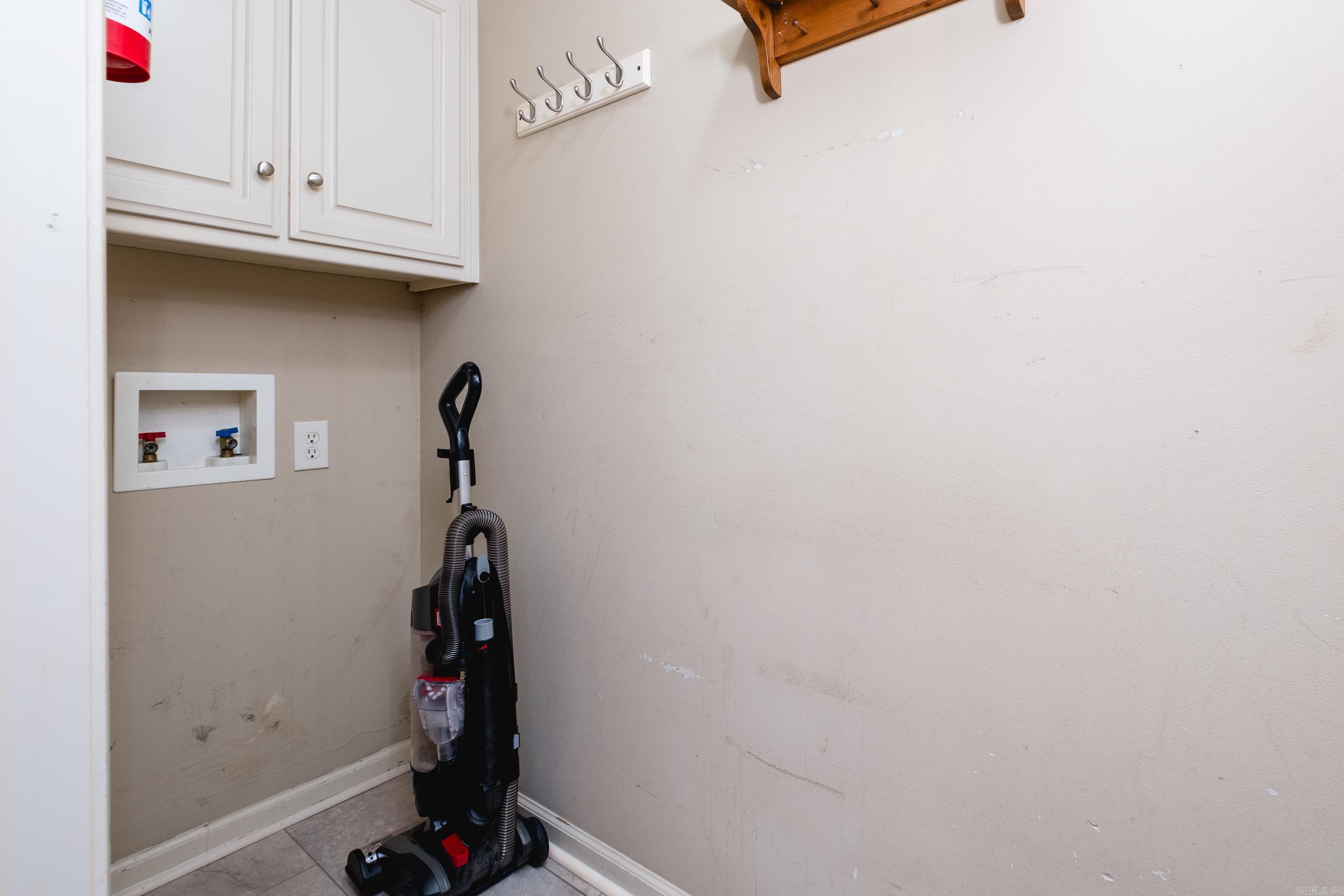 26038550 Property Photo 16