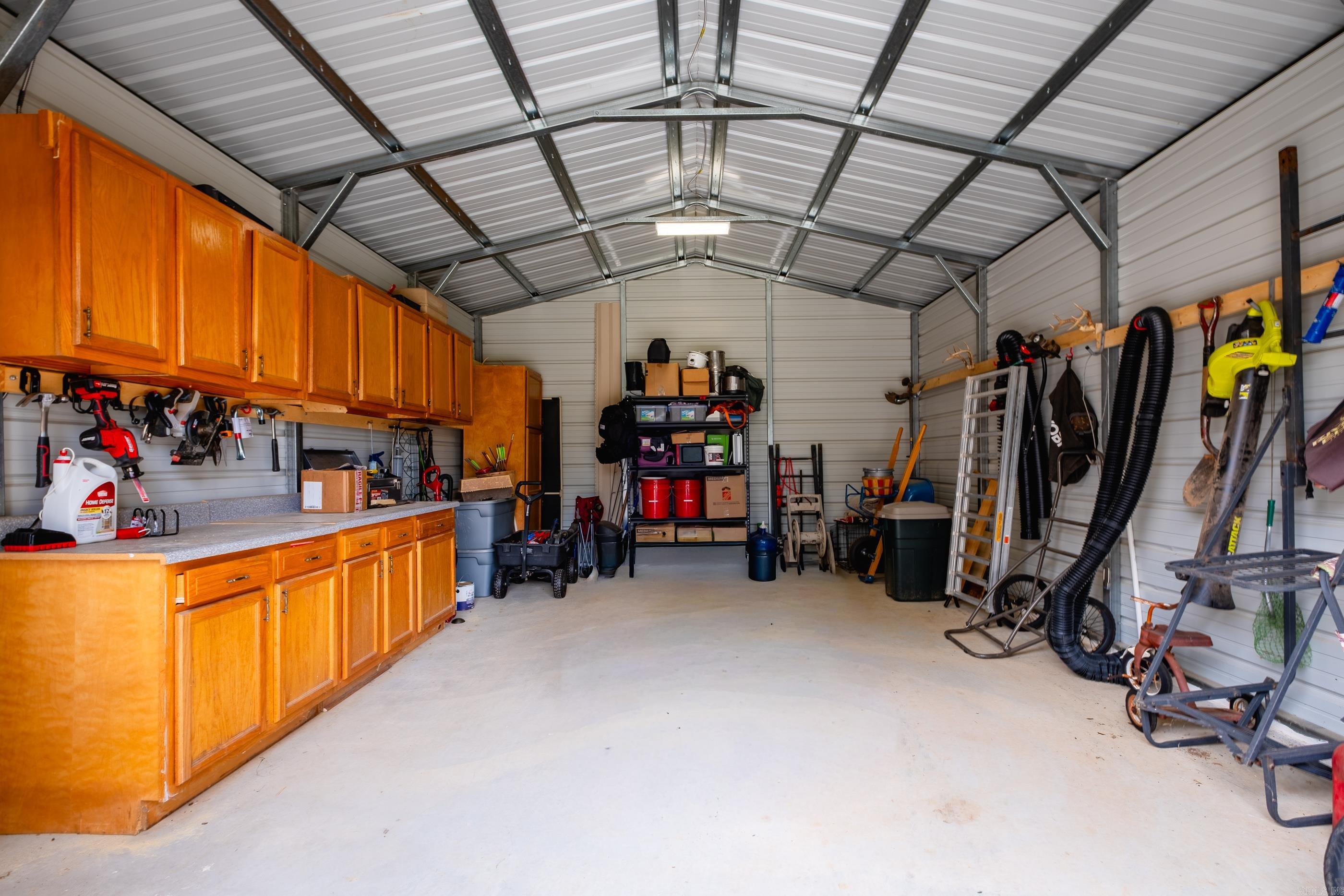 26038550 Property Photo 39