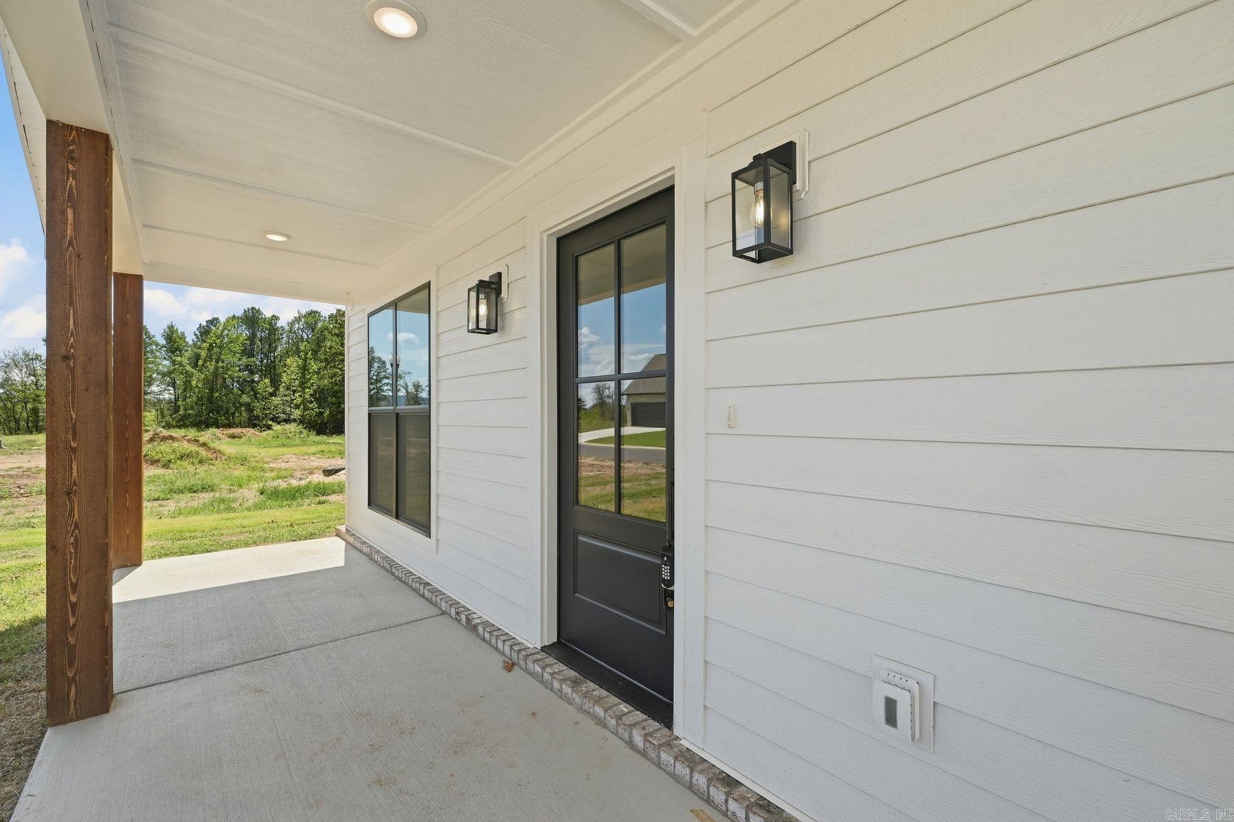 118 Riverstone Loop Property Photo 4