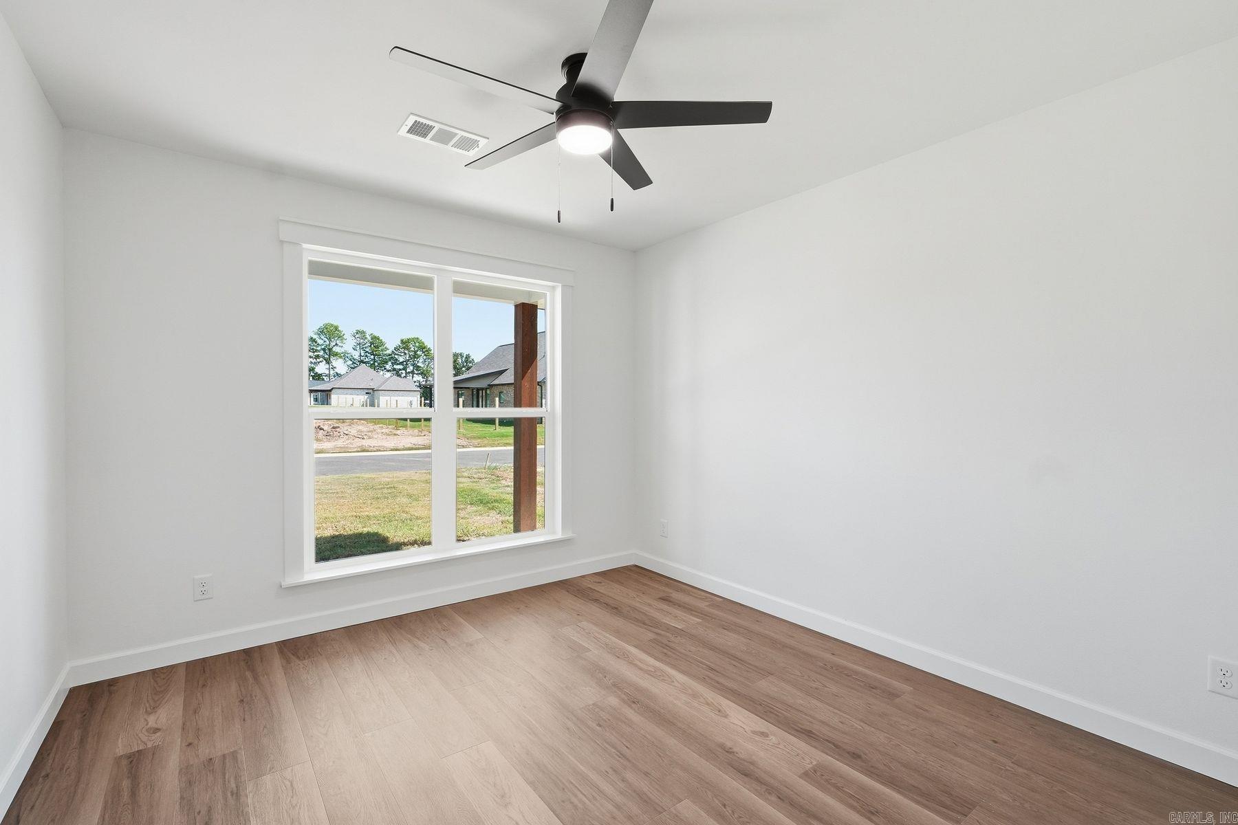 118 Riverstone Loop Property Photo 31