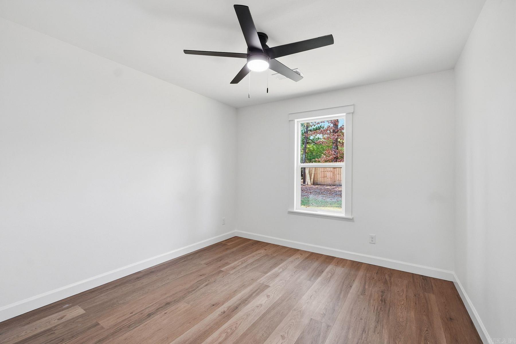 118 Riverstone Loop Property Photo 35