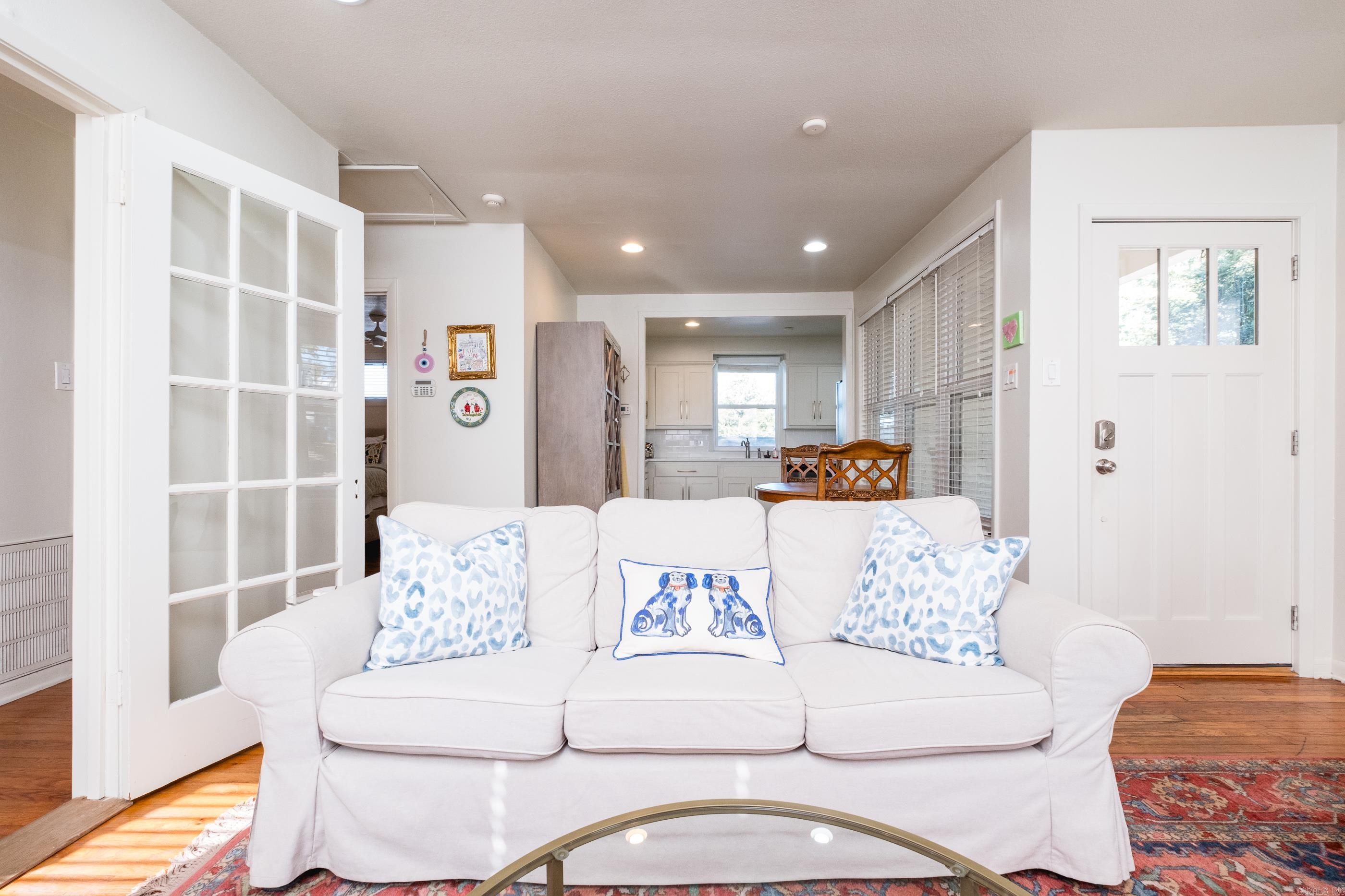 6713 Longwood Road Property Photo 10