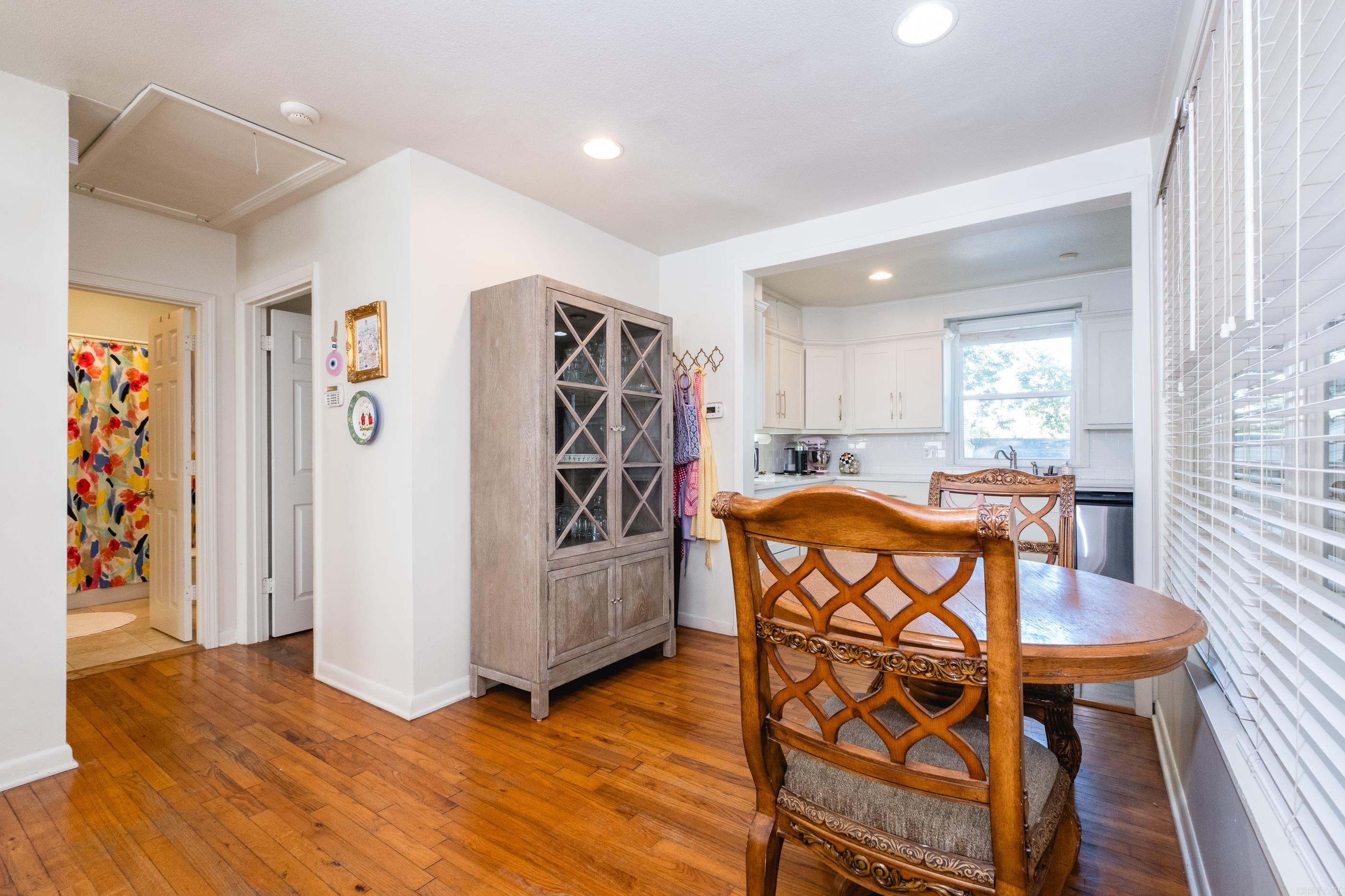 6713 Longwood Road Property Photo 12