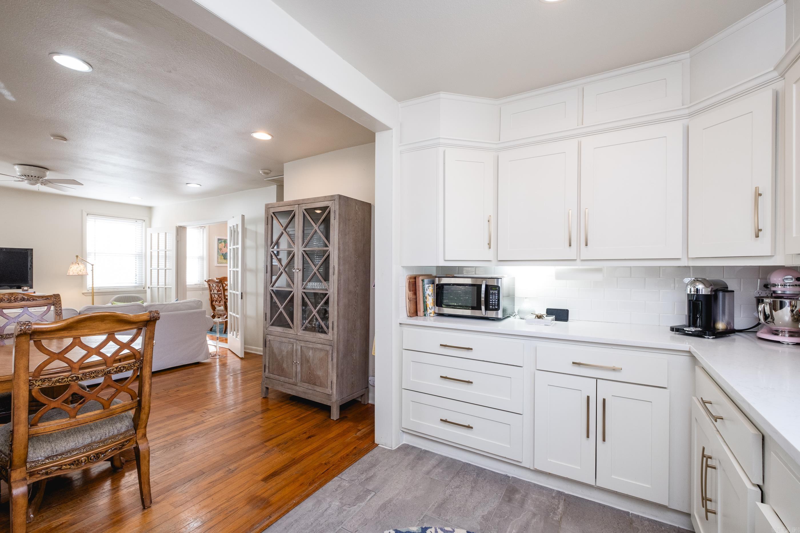 6713 Longwood Road Property Photo 18