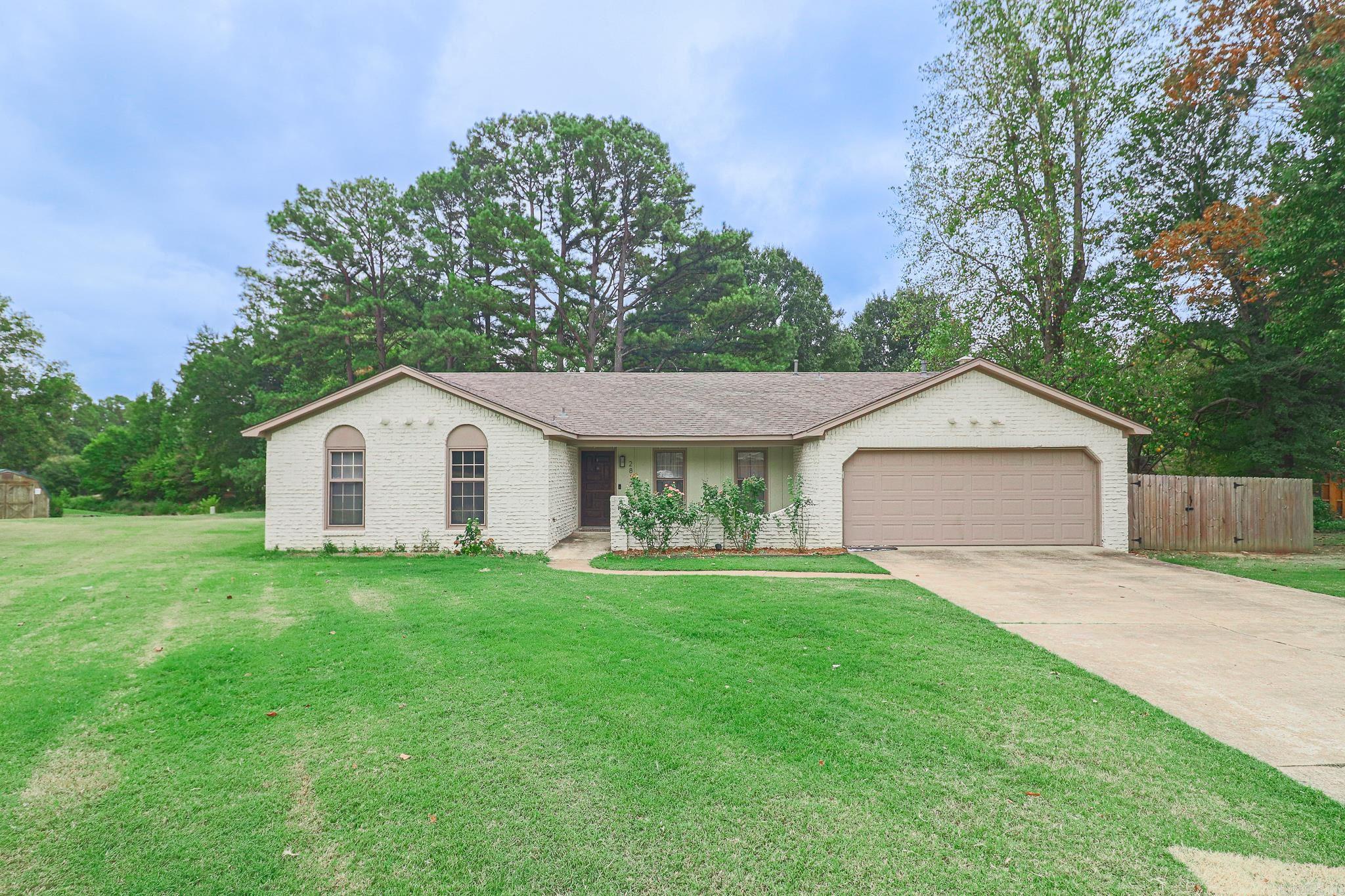 2812 Glenwood Cove Property Photo 1