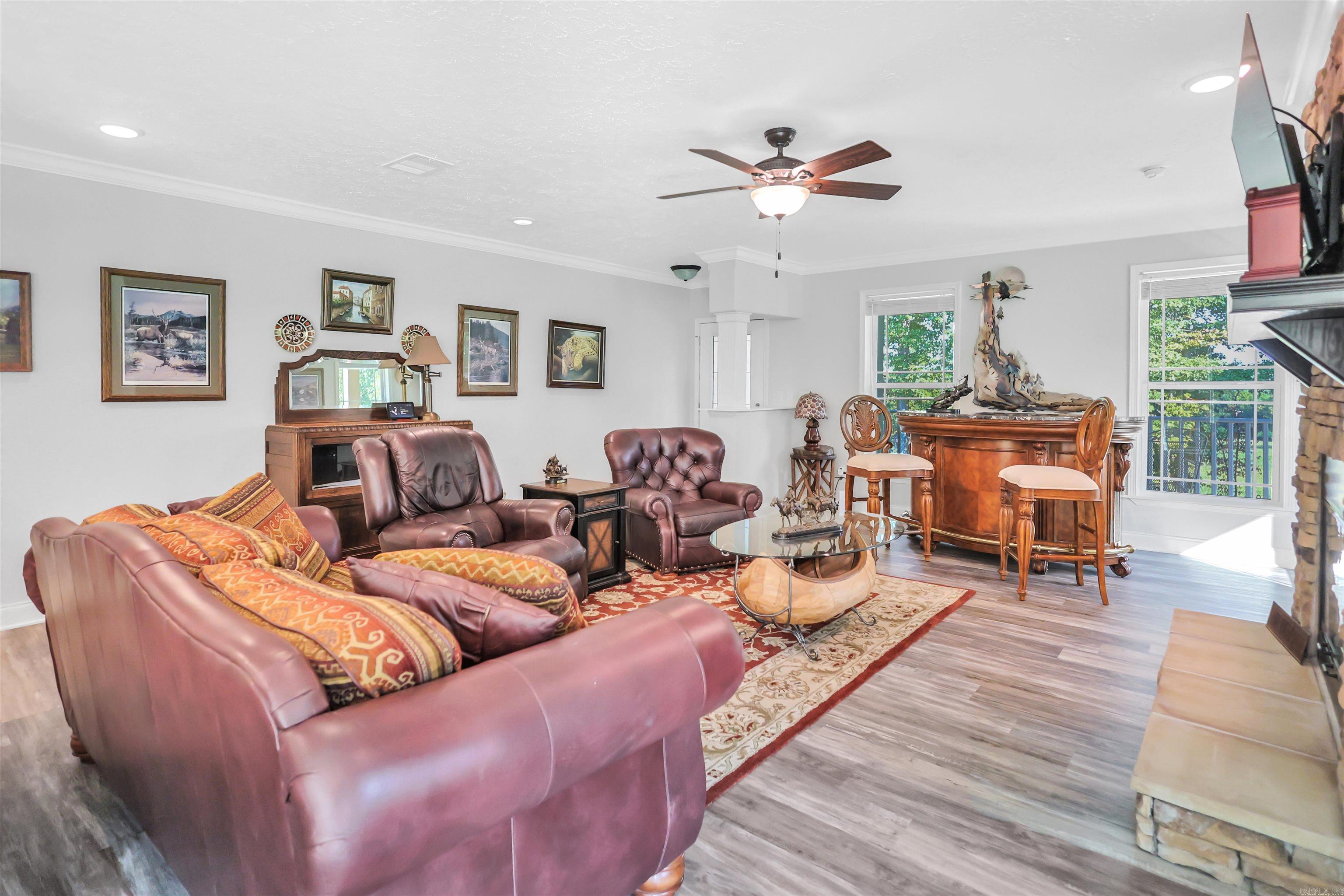 587 Owley Road Property Photo 8