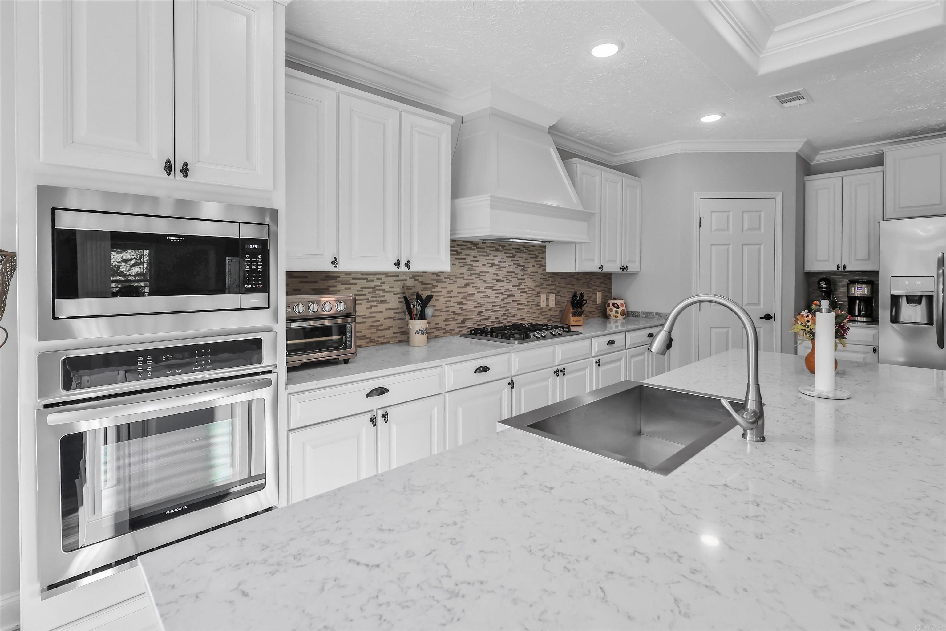 587 Owley Road Property Photo 15