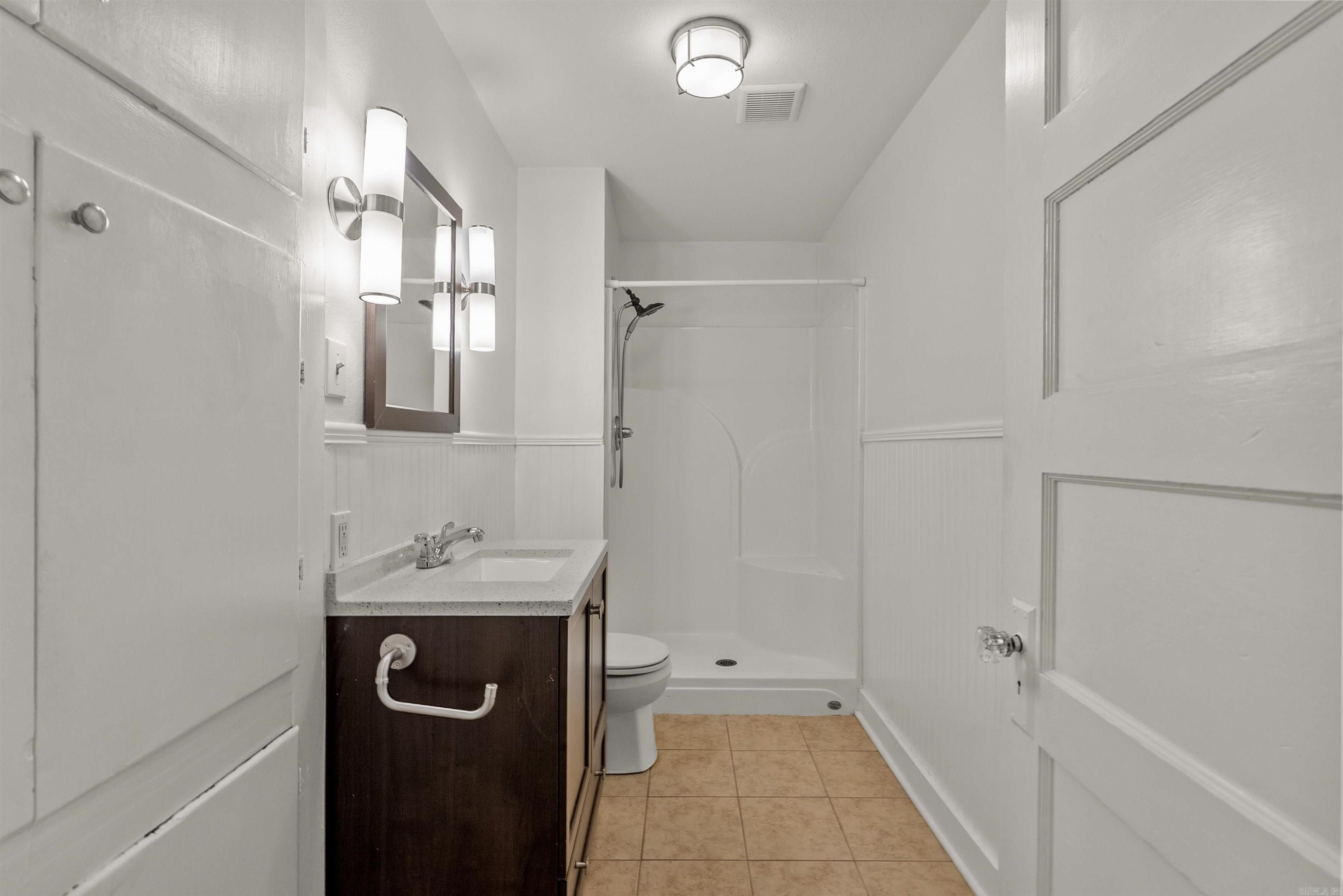 2516 W 6th Street Property Photo 16