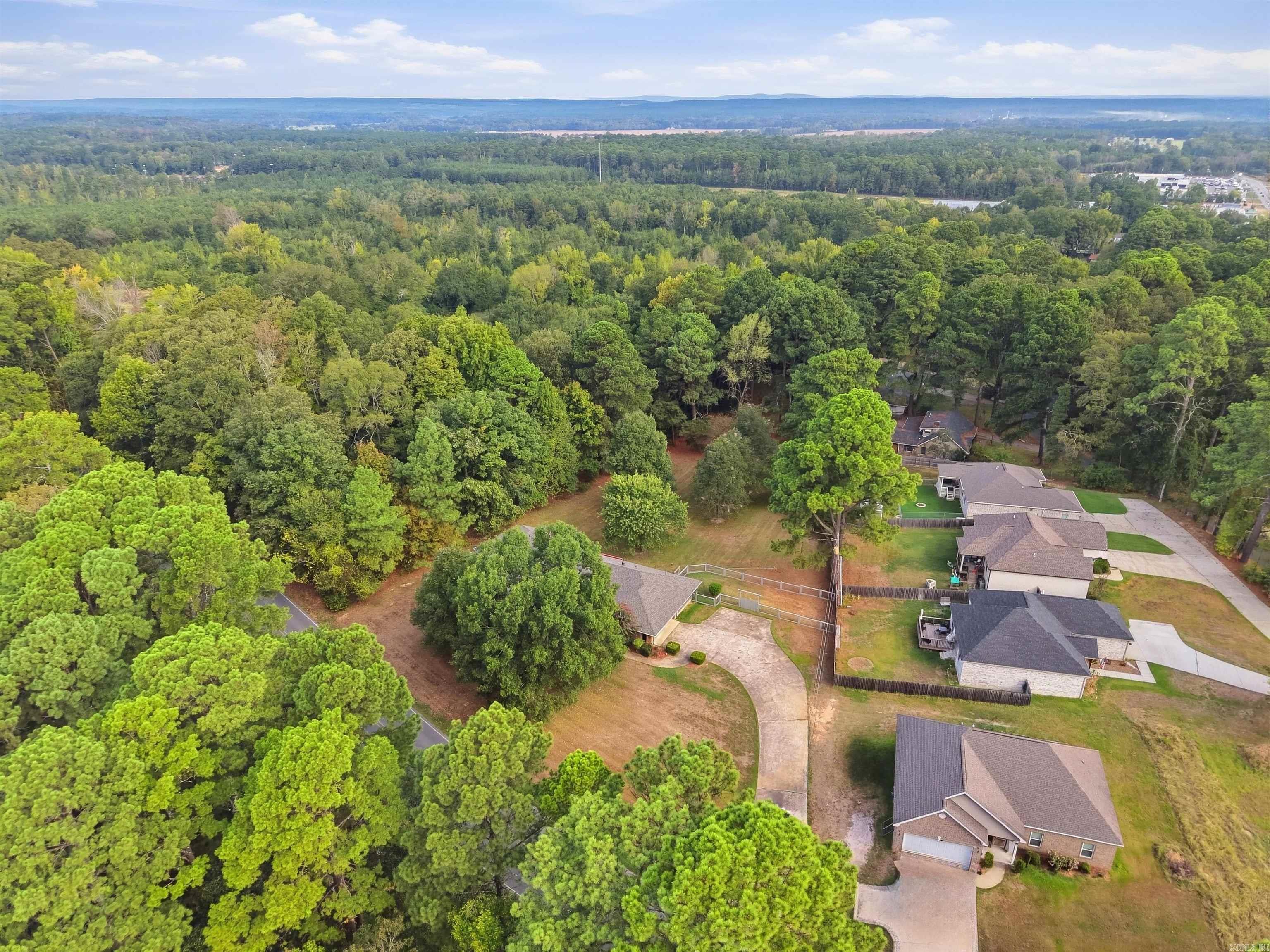 1414 Country Club Road Property Photo 7
