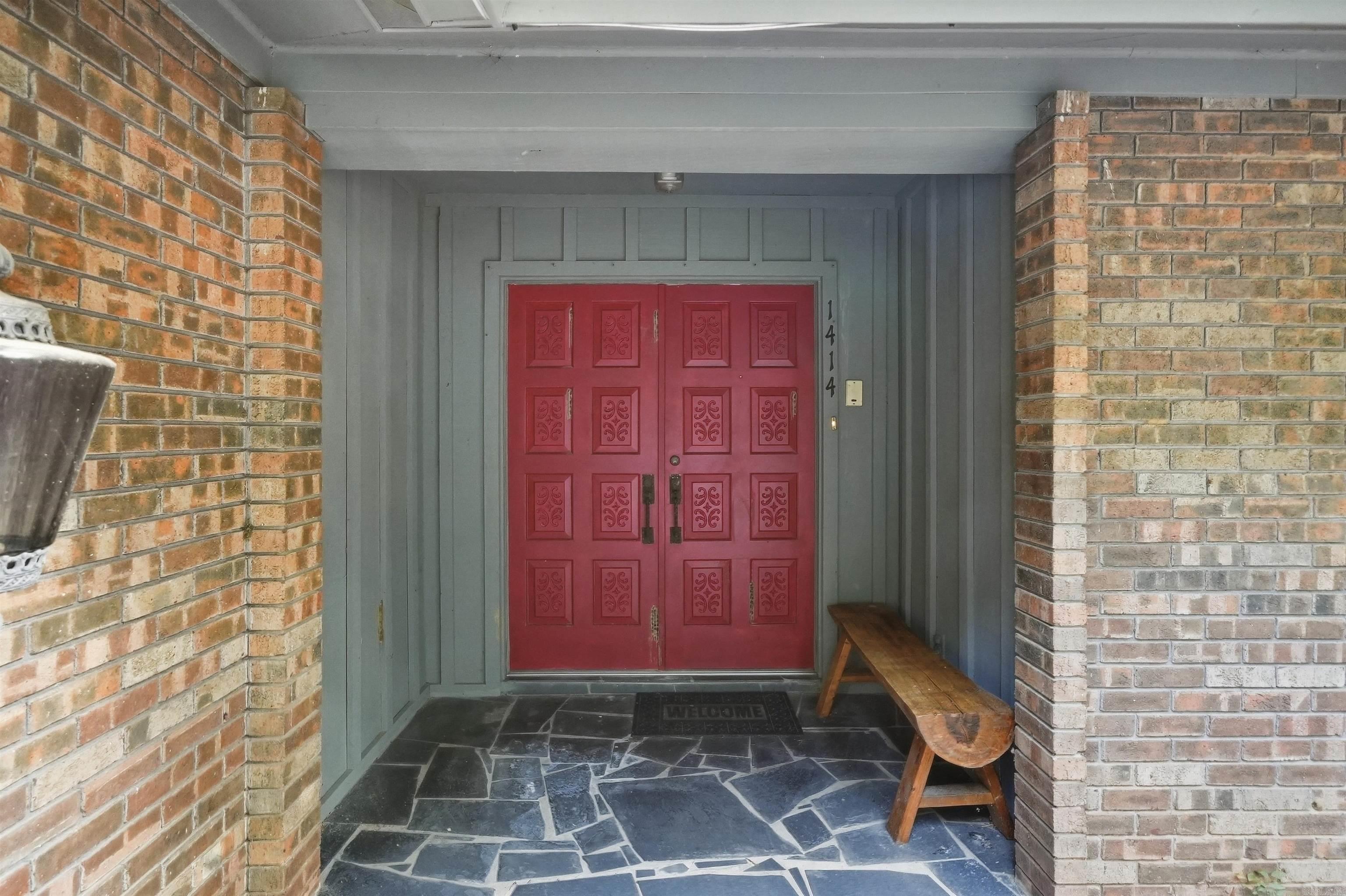 1414 Country Club Road Property Photo 8