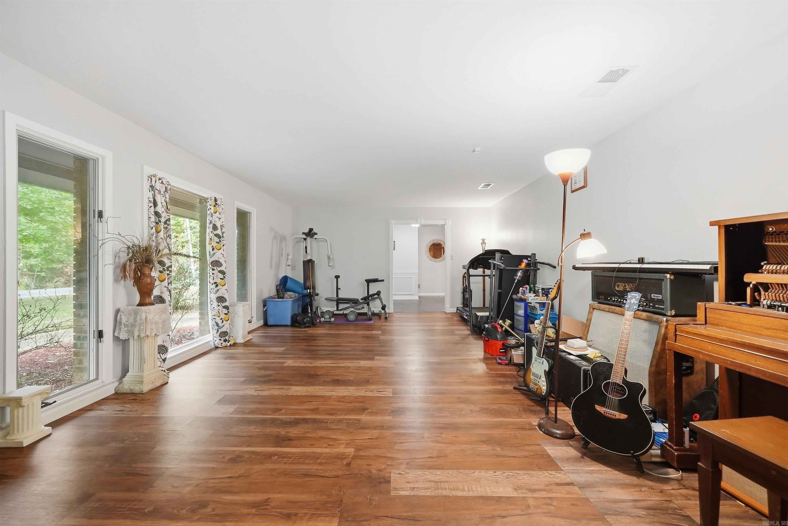 1414 Country Club Road Property Photo 22