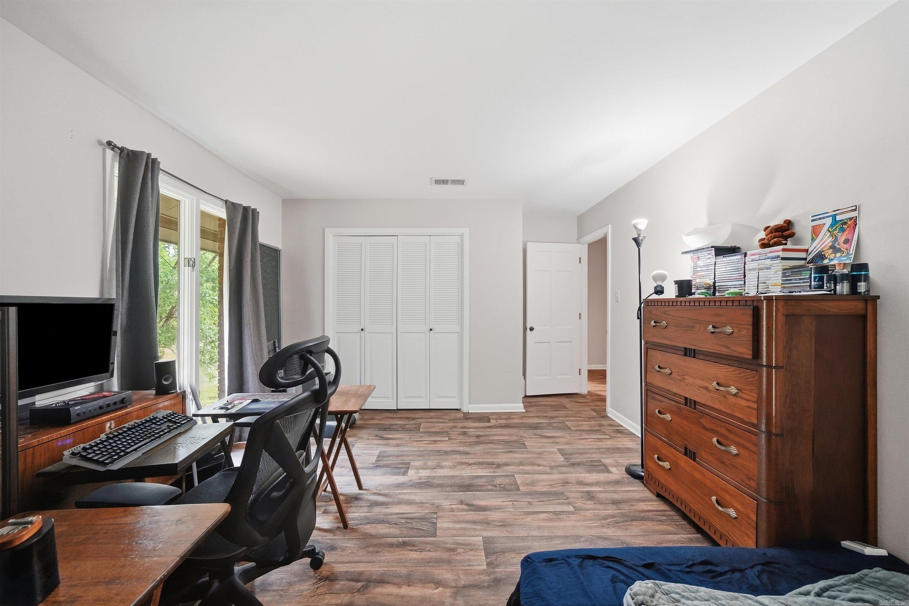 1414 Country Club Road Property Photo 24