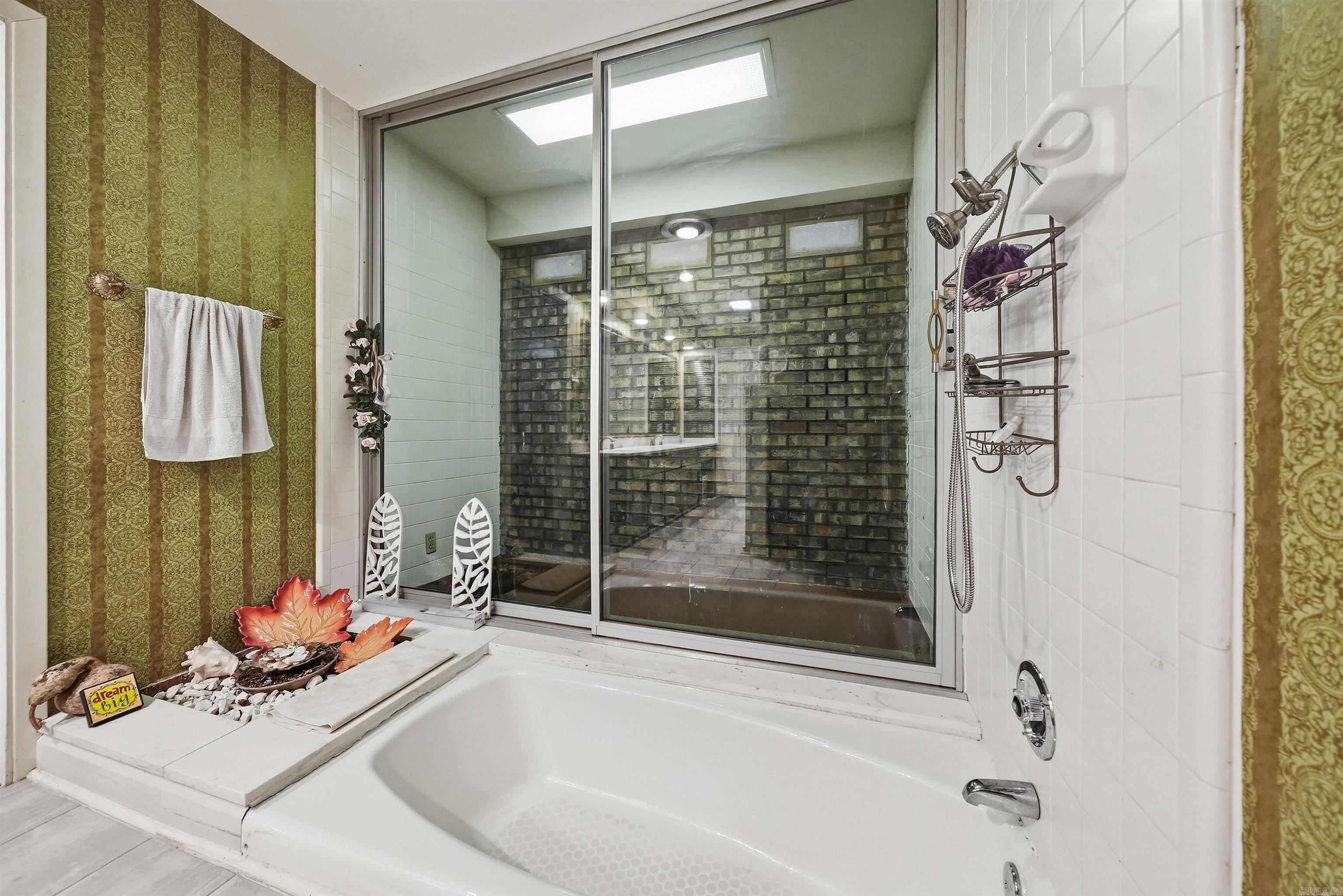 1414 Country Club Road Property Photo 29