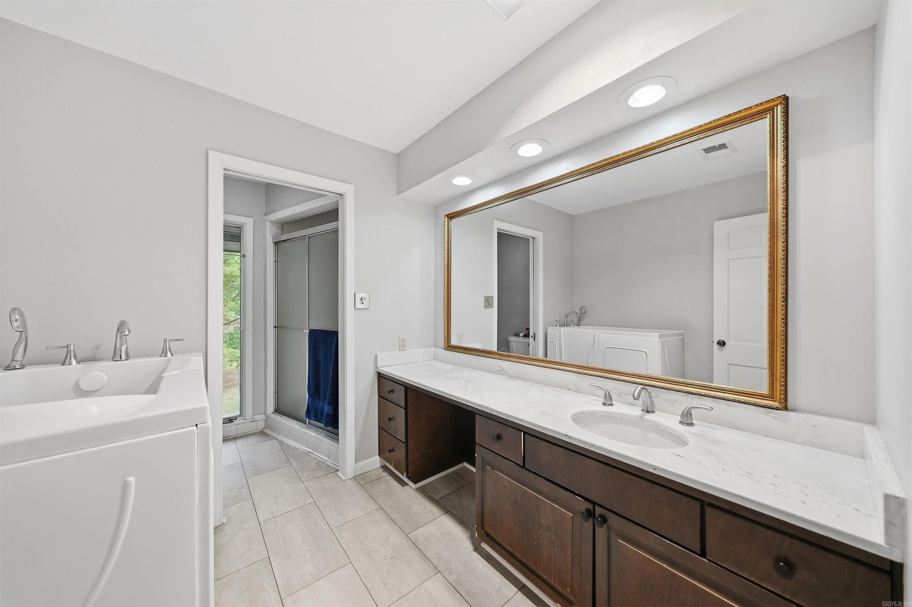 1414 Country Club Road Property Photo 36