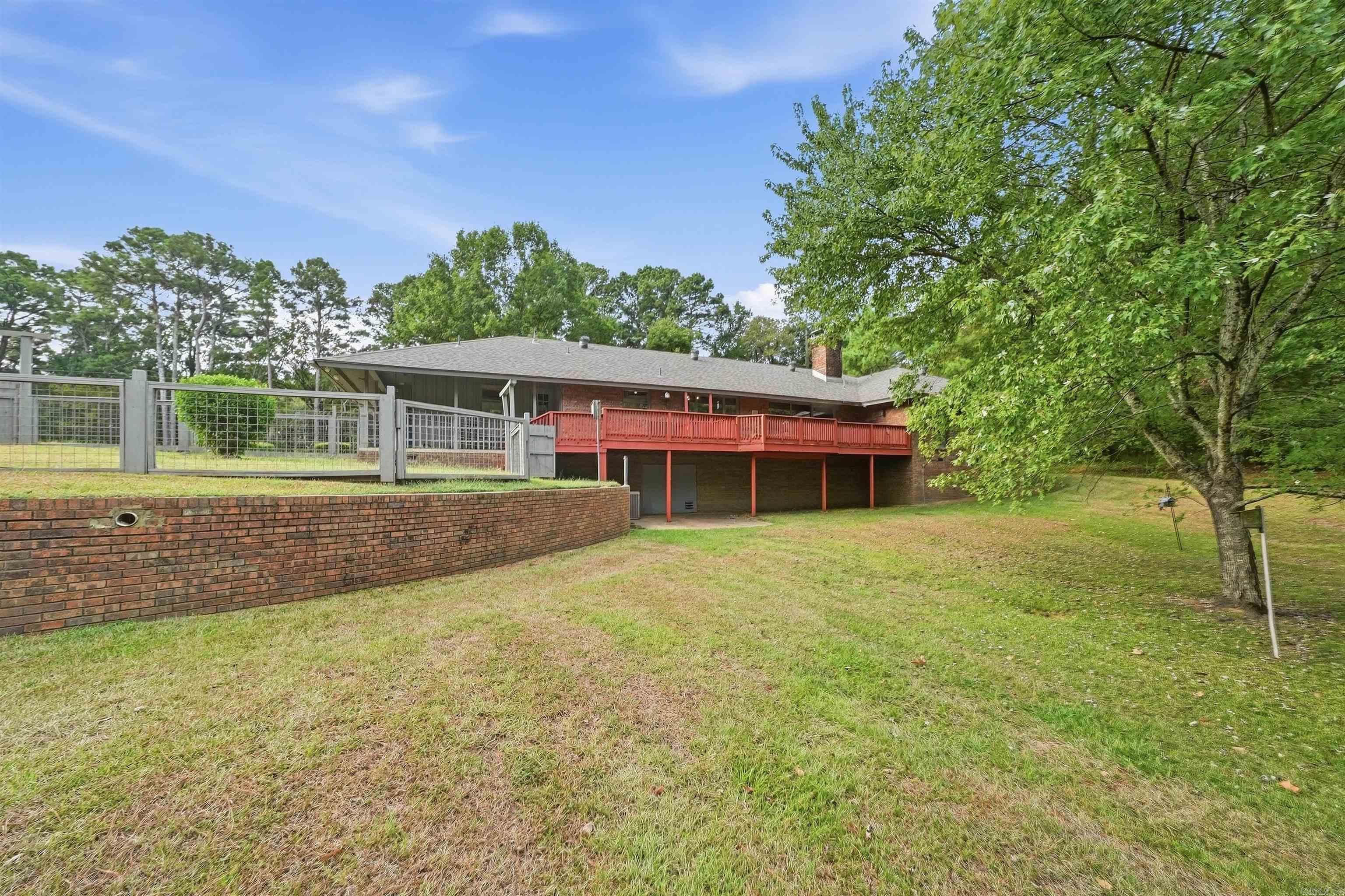 1414 Country Club Road Property Photo 46