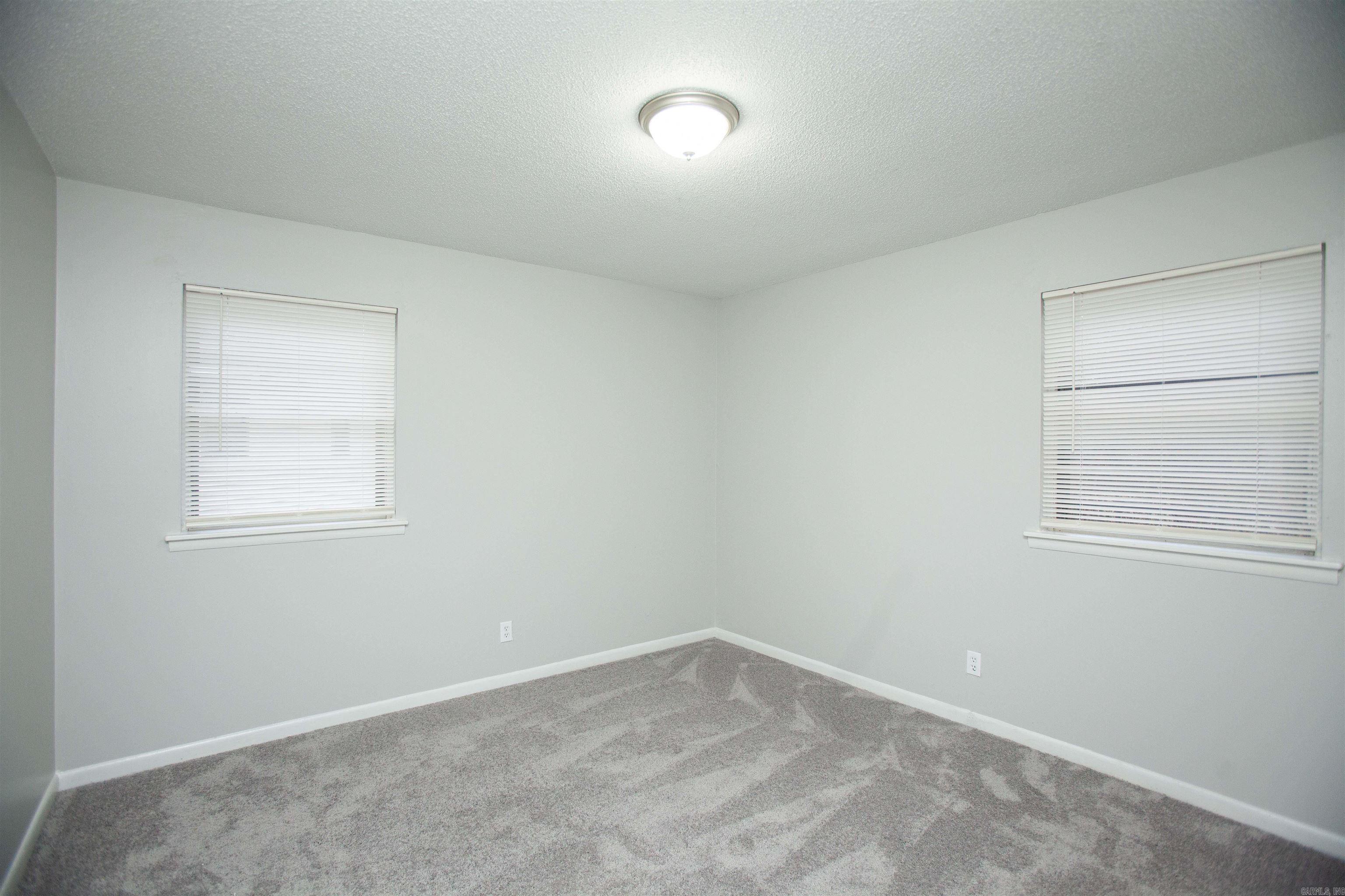 920 Healy Street Property Photo 13