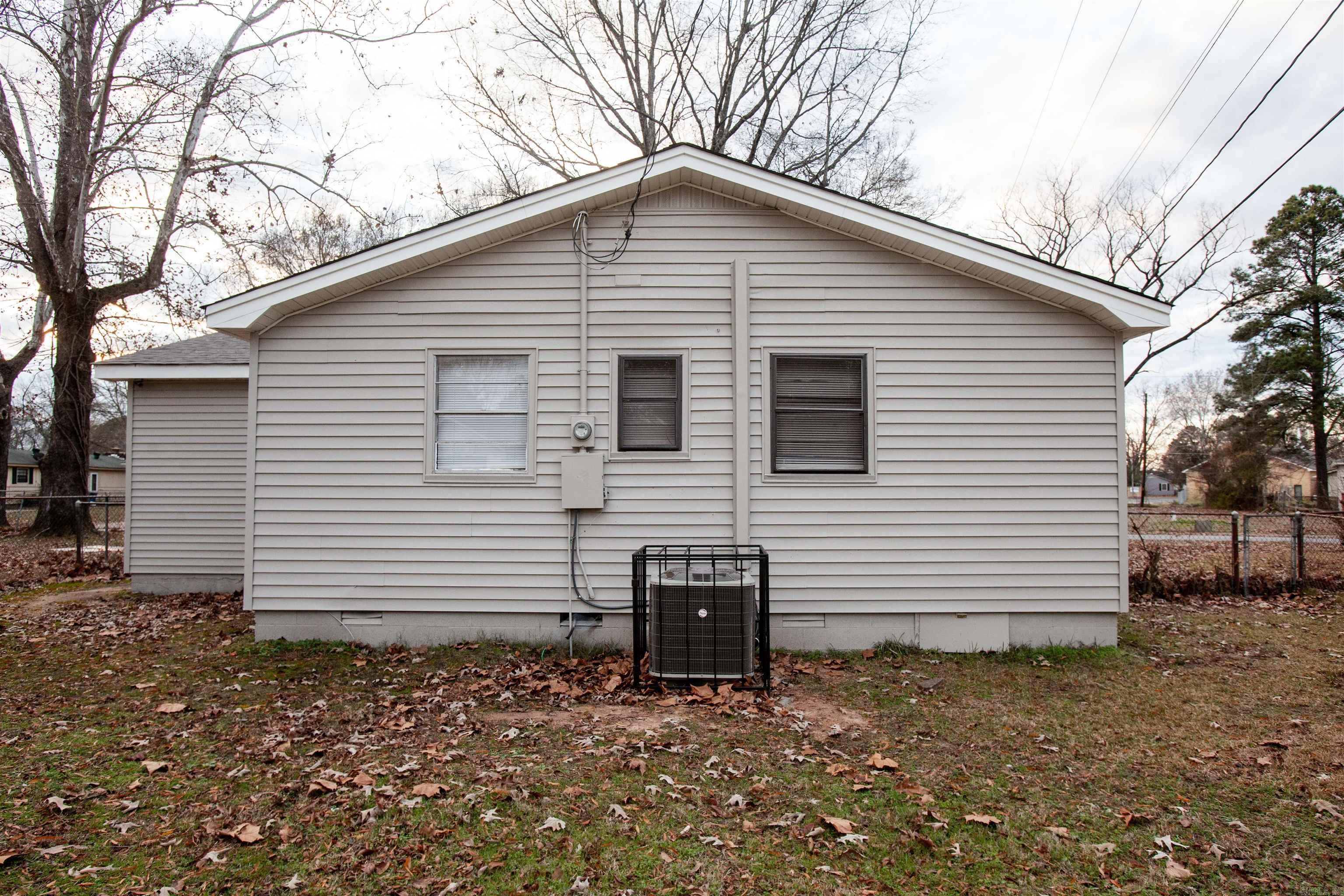 920 Healy Street Property Photo 18
