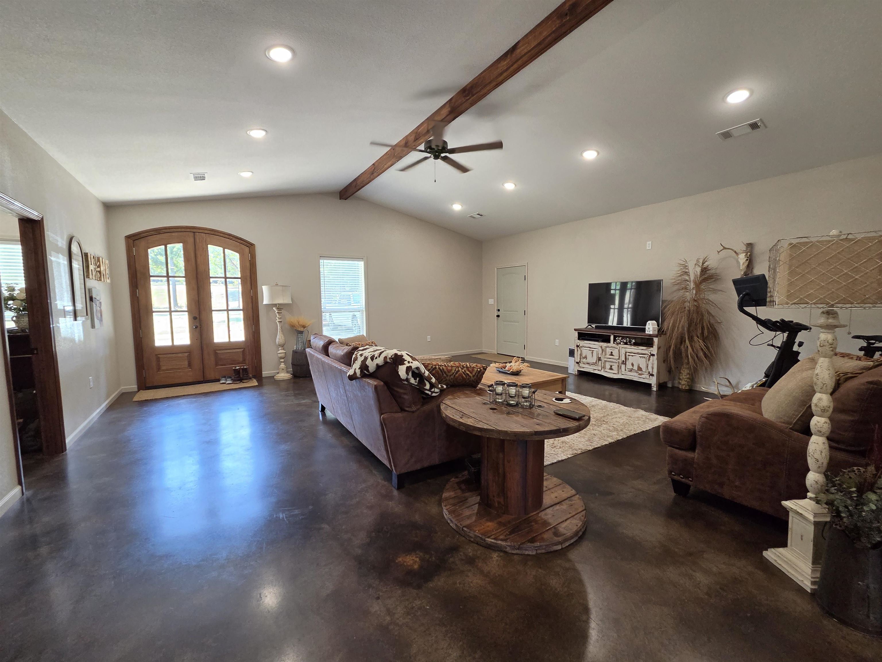1266 Cr 792 Property Photo 6