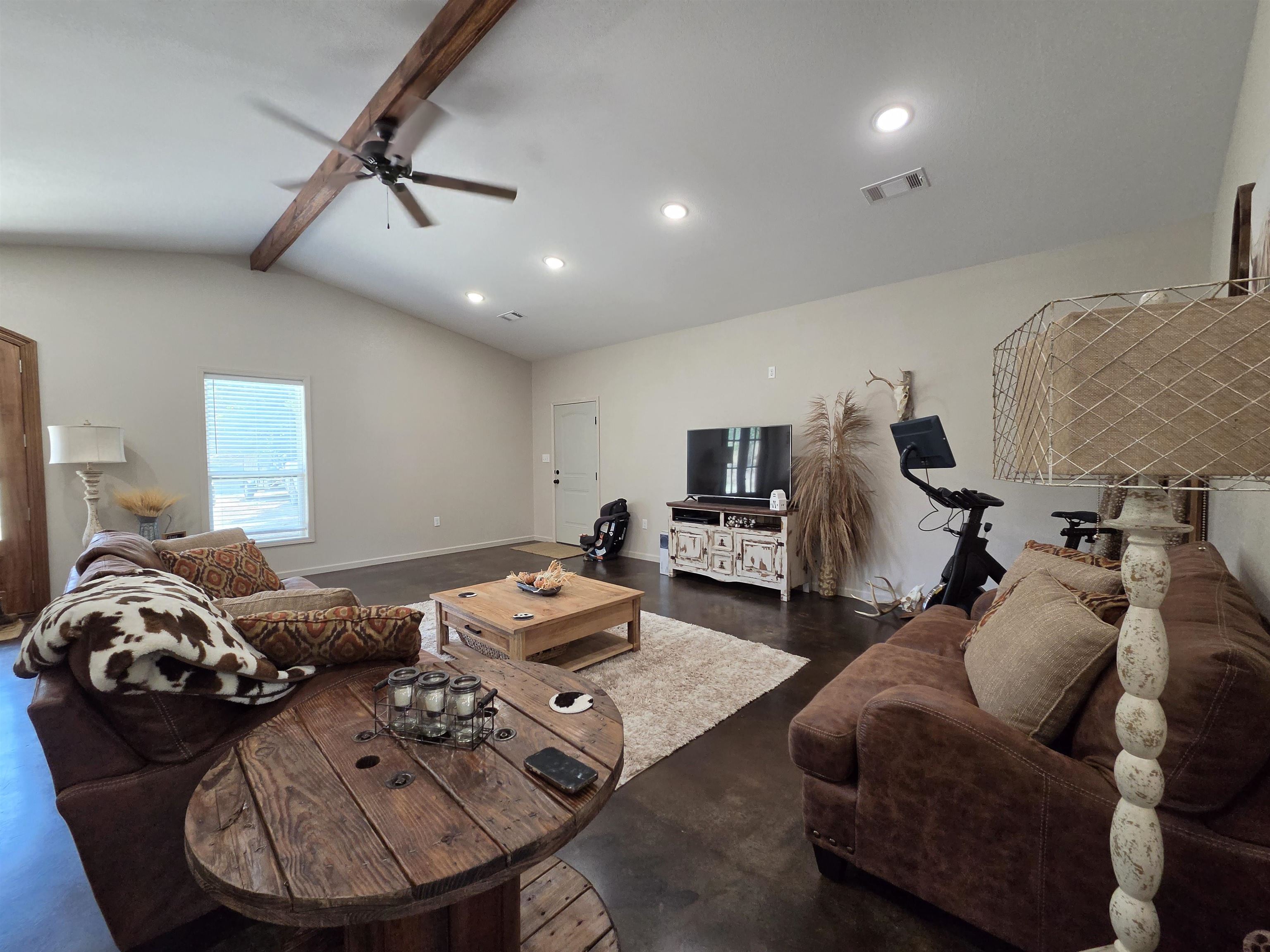 1266 Cr 792 Property Photo 9