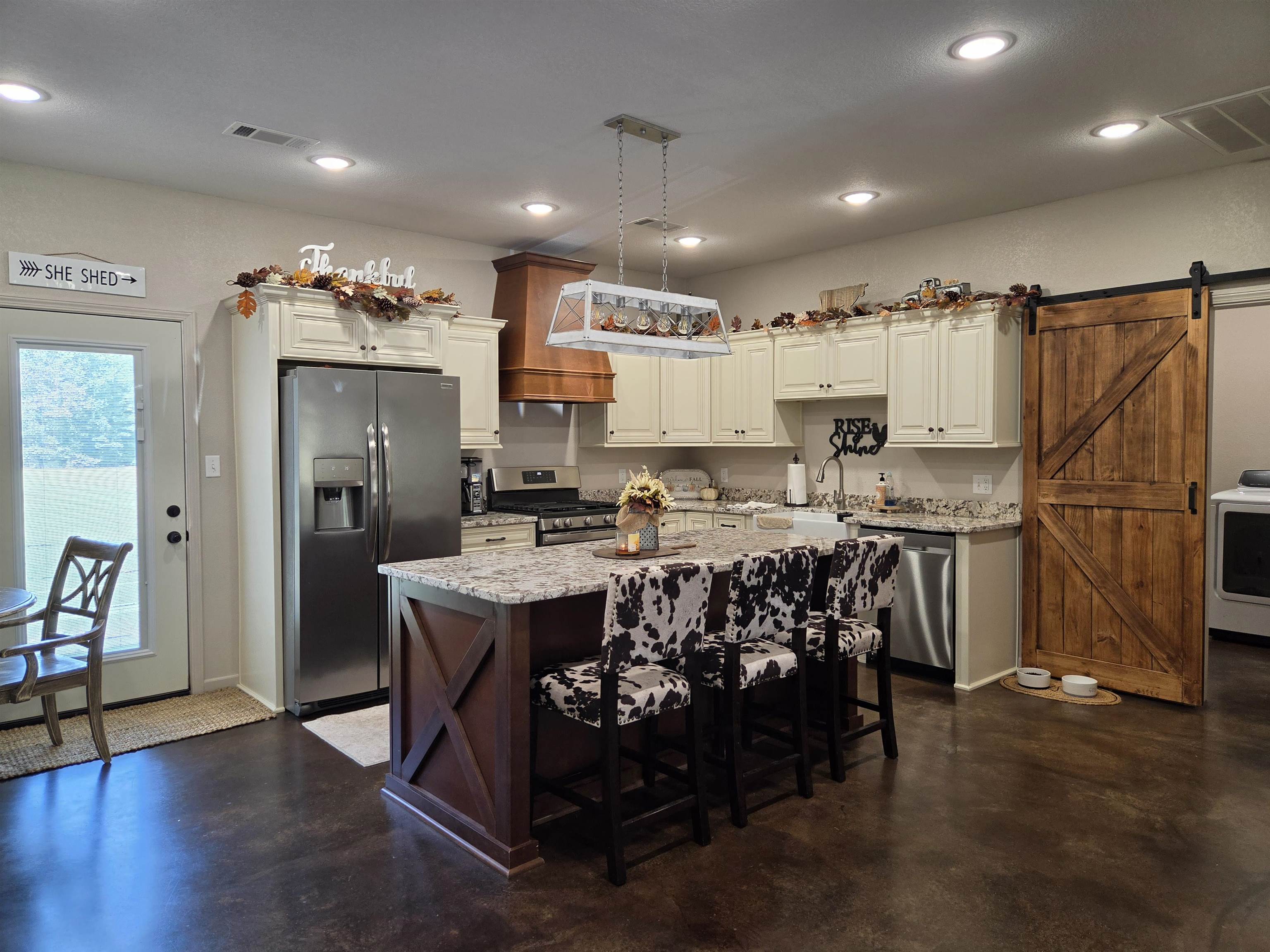 1266 Cr 792 Property Photo 10