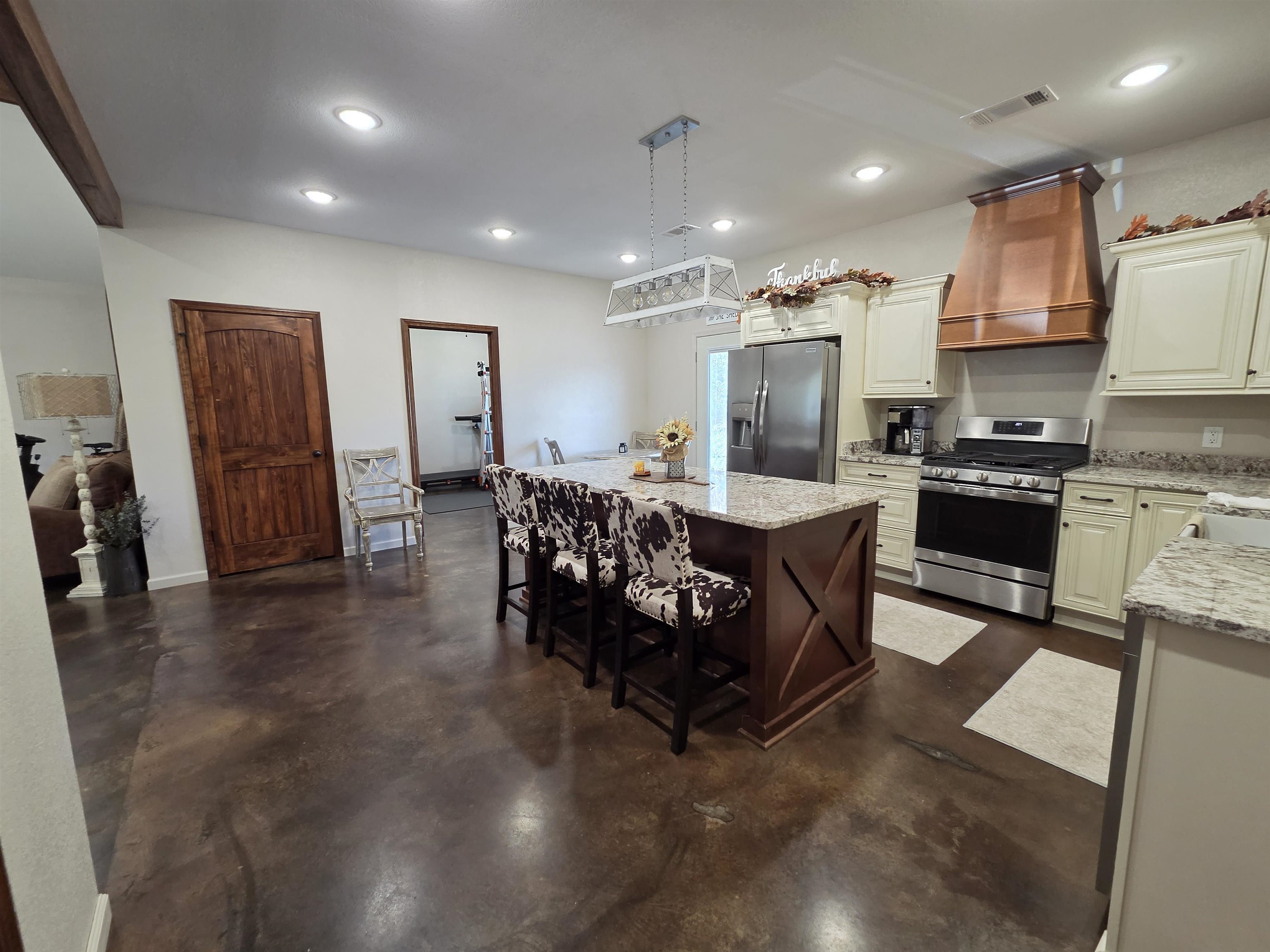 1266 Cr 792 Property Photo 11