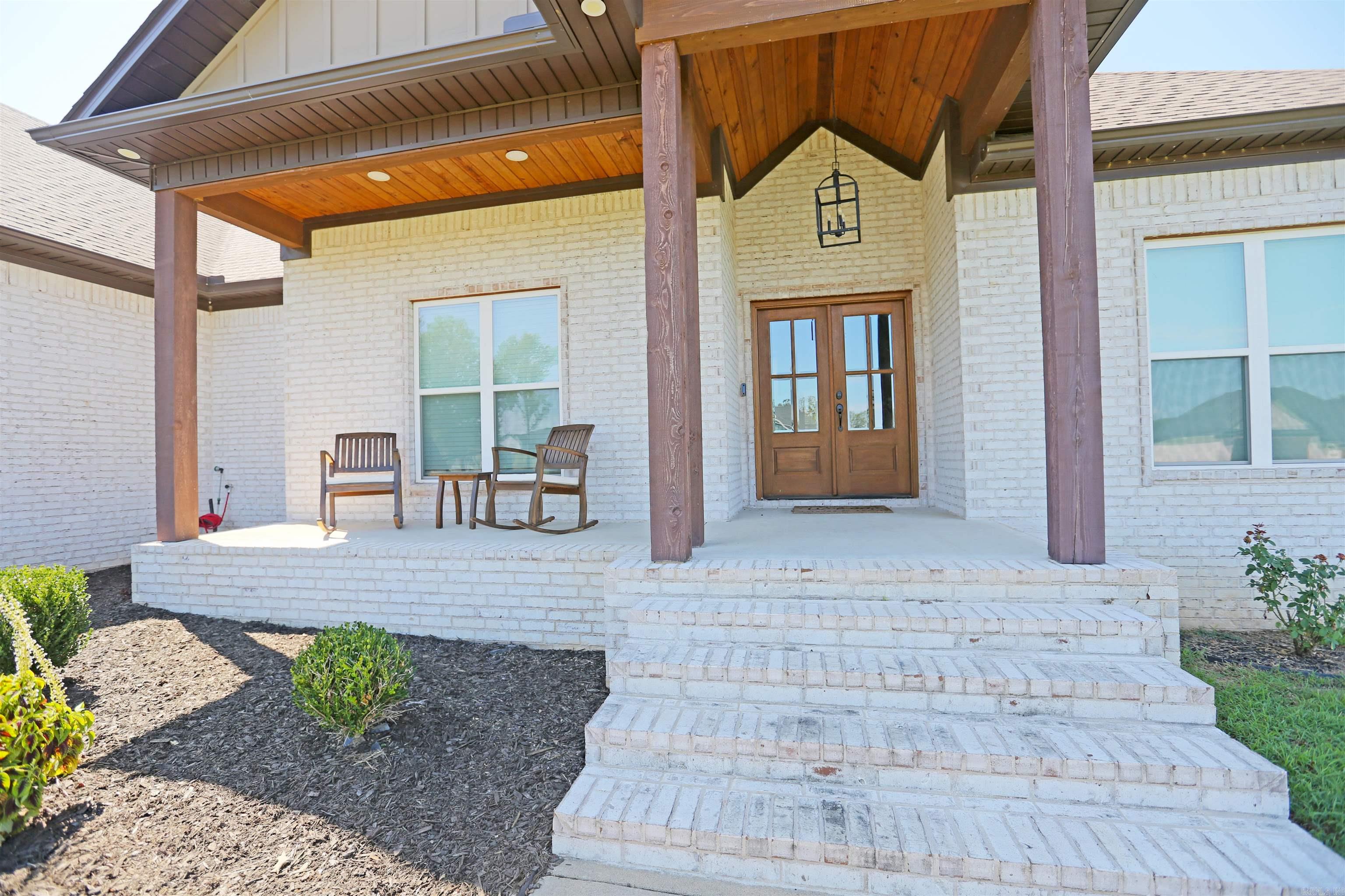 59 Irene Circle Property Photo 3