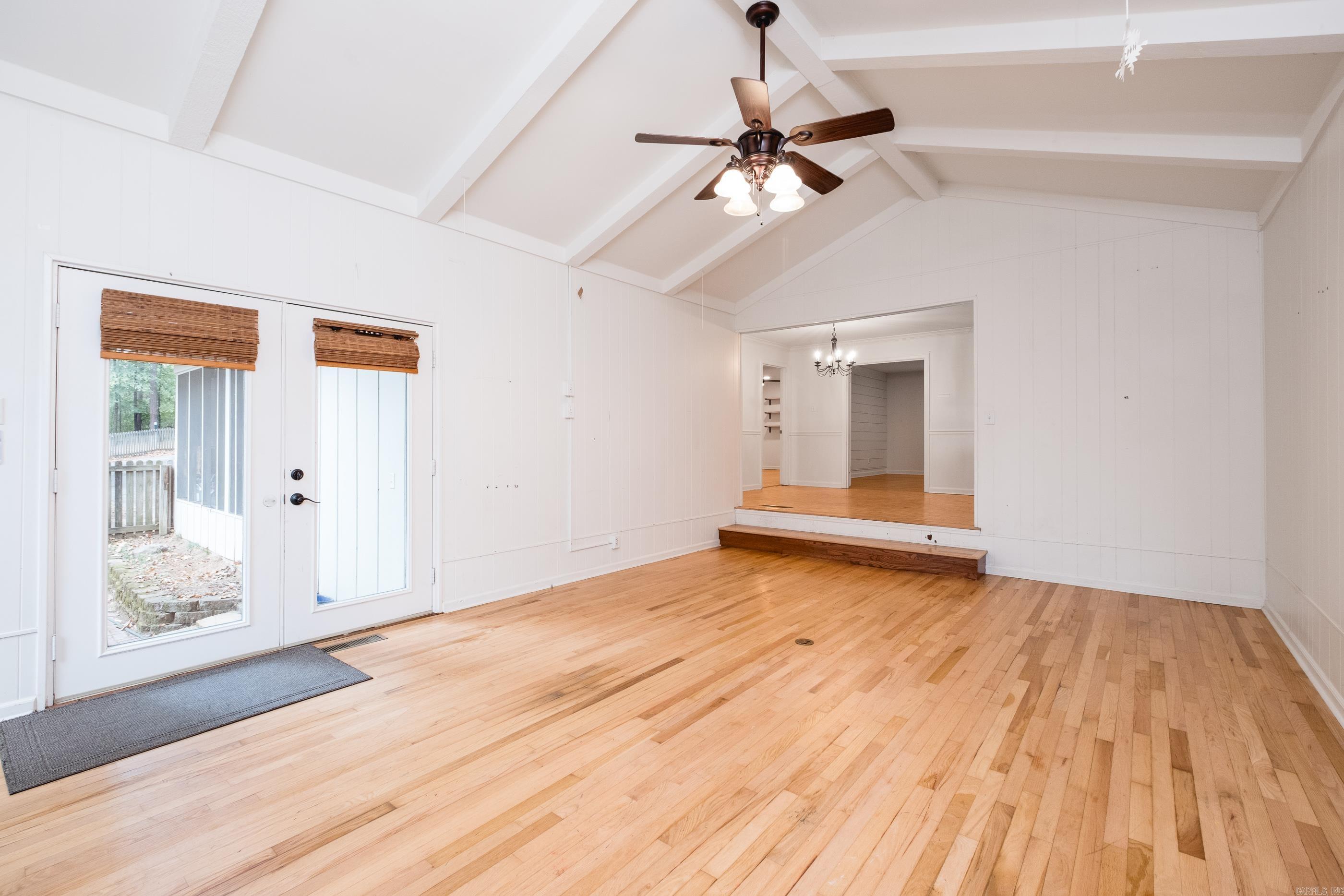 1300 White Road Property Photo 19