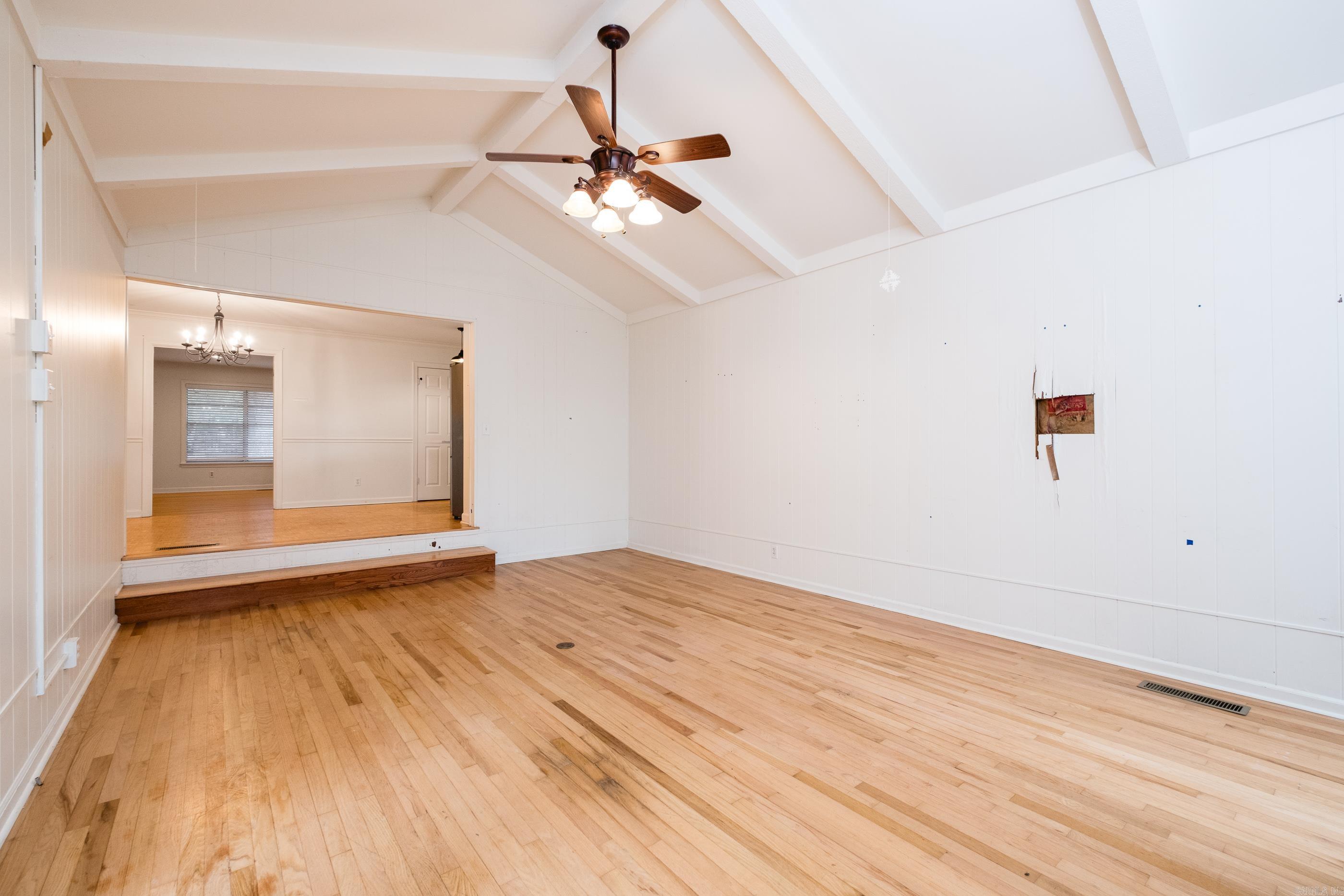 1300 White Road Property Photo 20