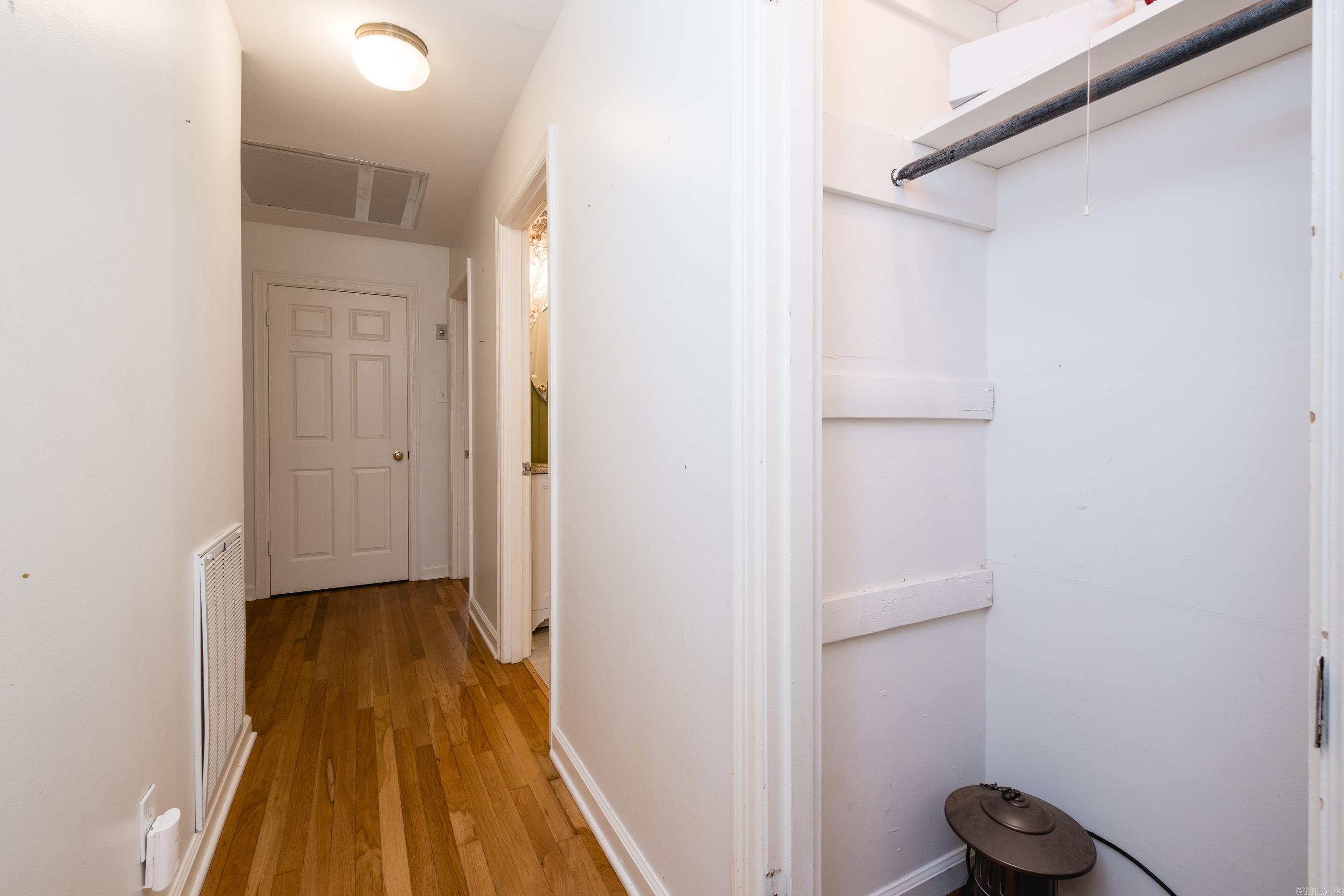 1300 White Road Property Photo 25