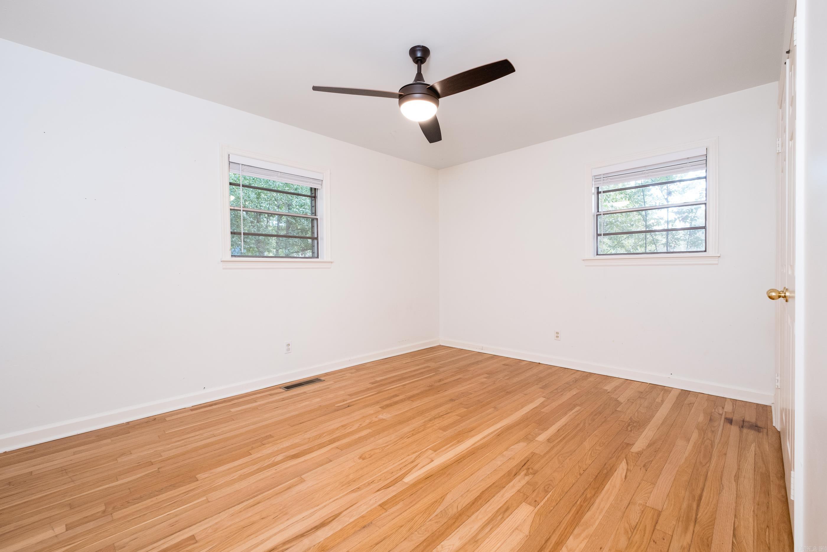 1300 White Road Property Photo 28