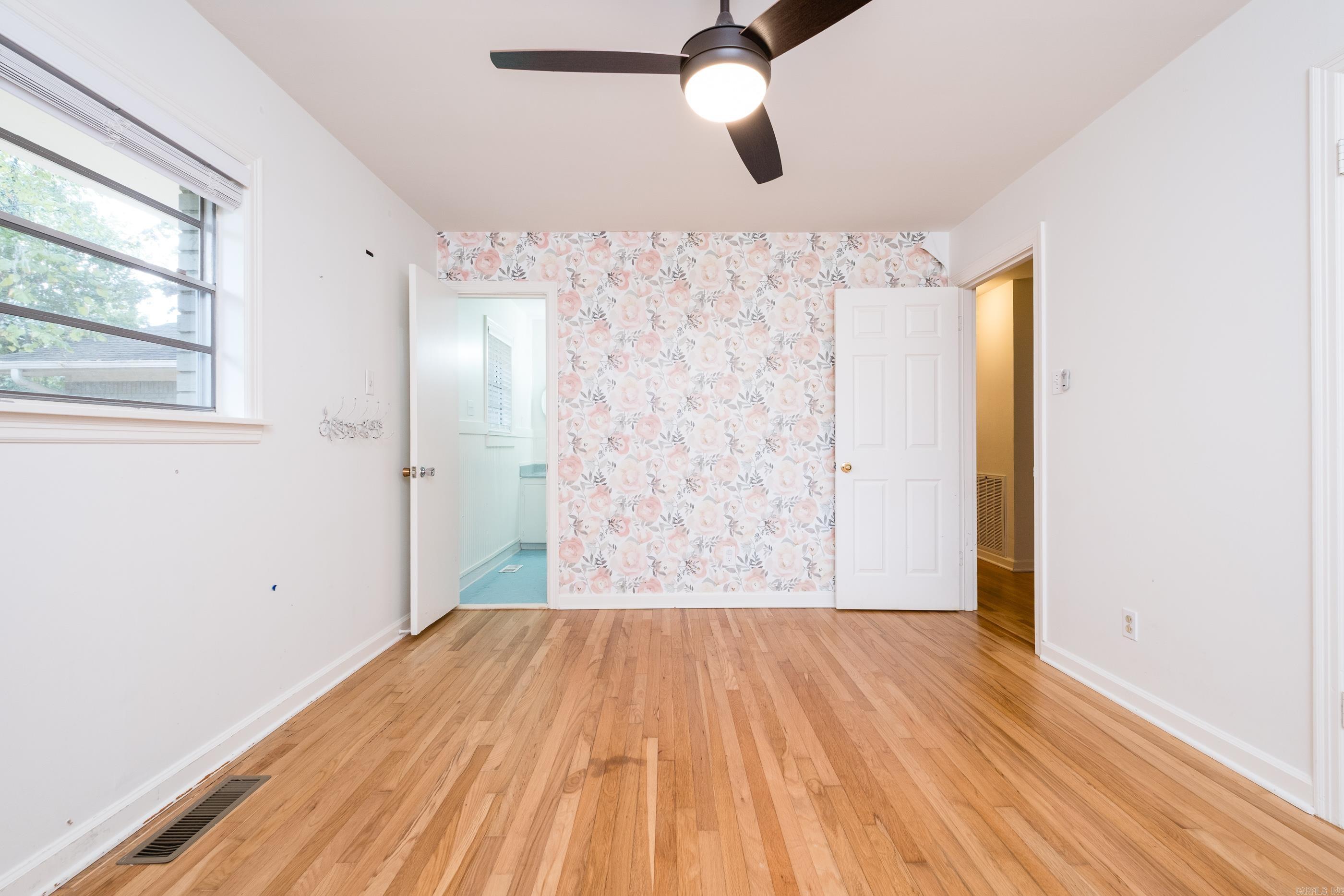 1300 White Road Property Photo 33