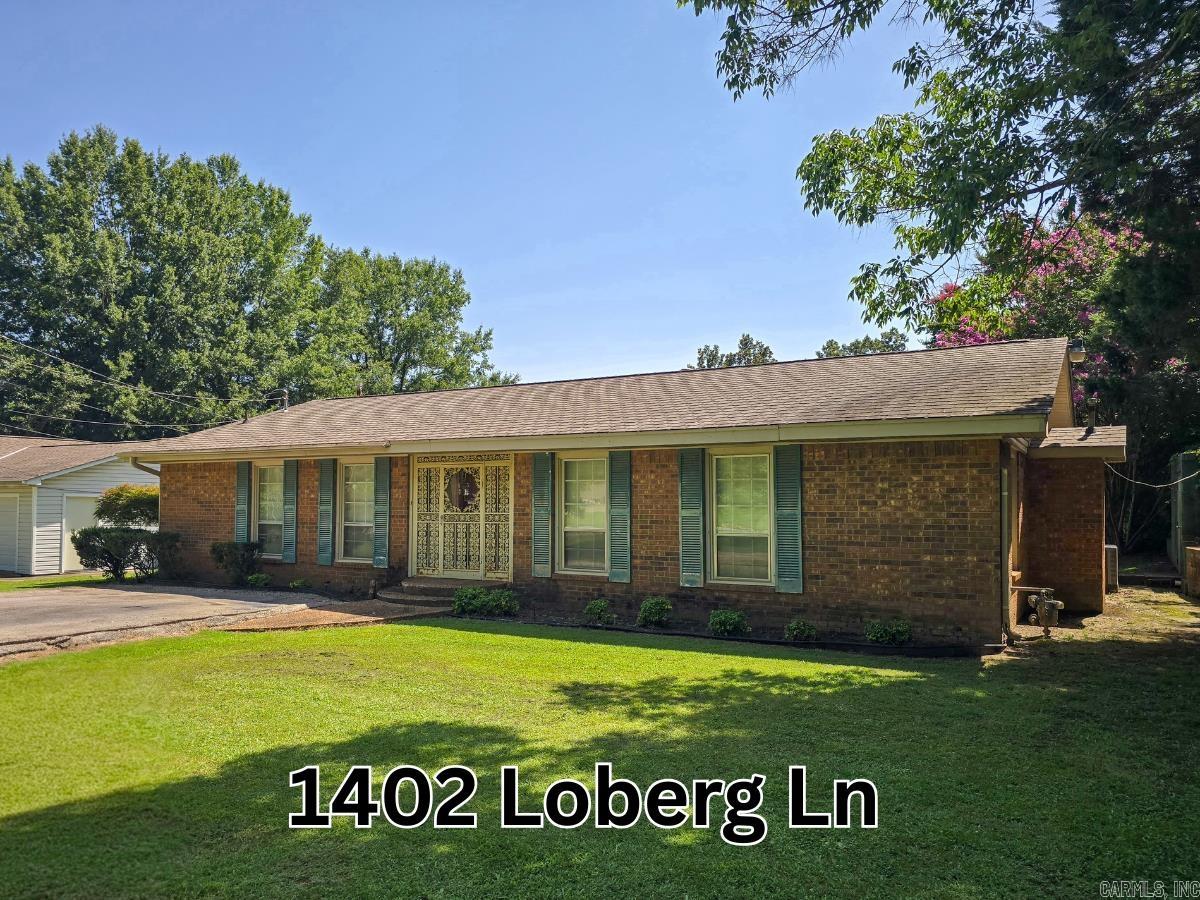 1402 Loberg Lane Property Photo 1