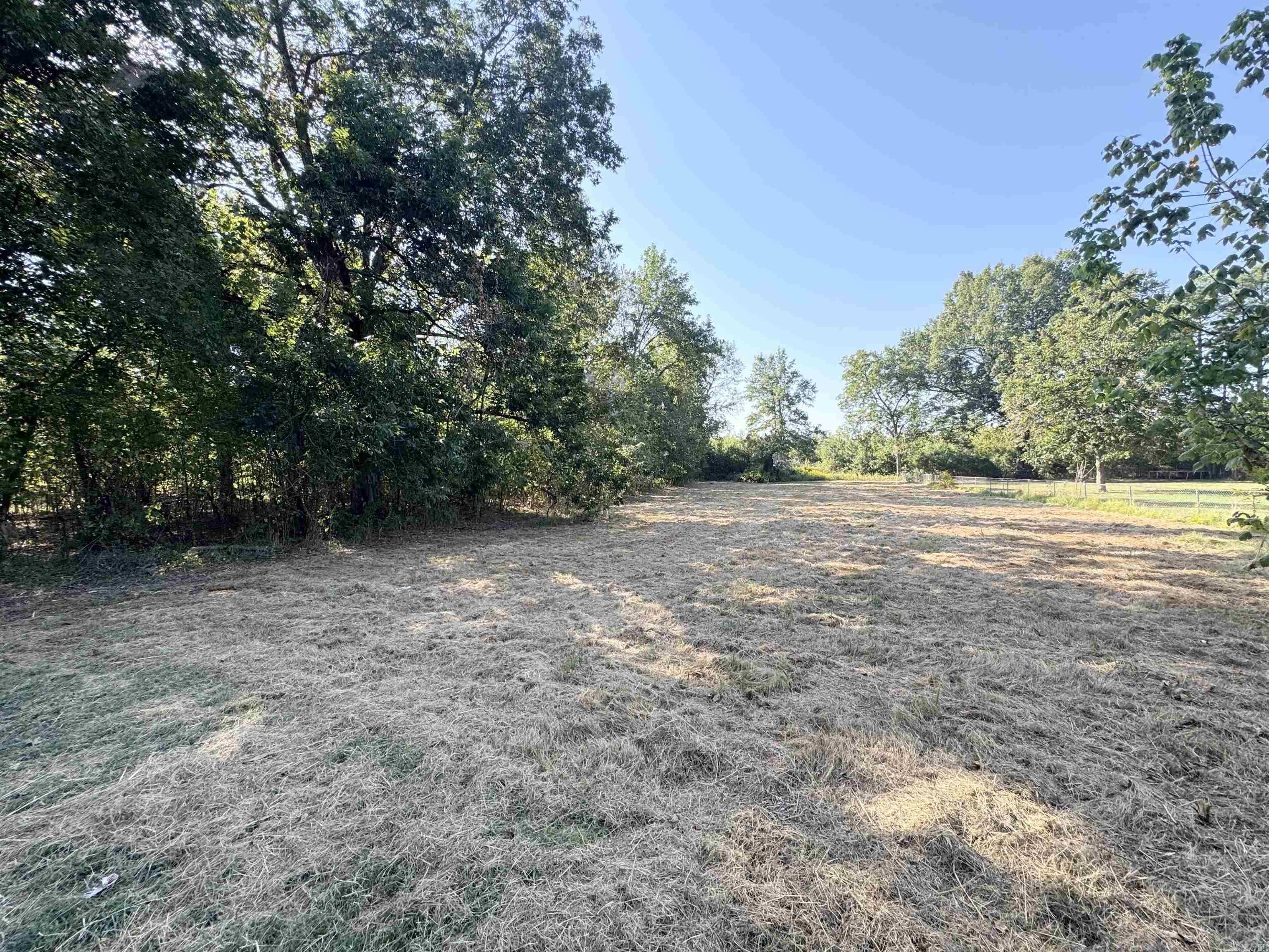 335 Walnut Avenue Property Photo 9