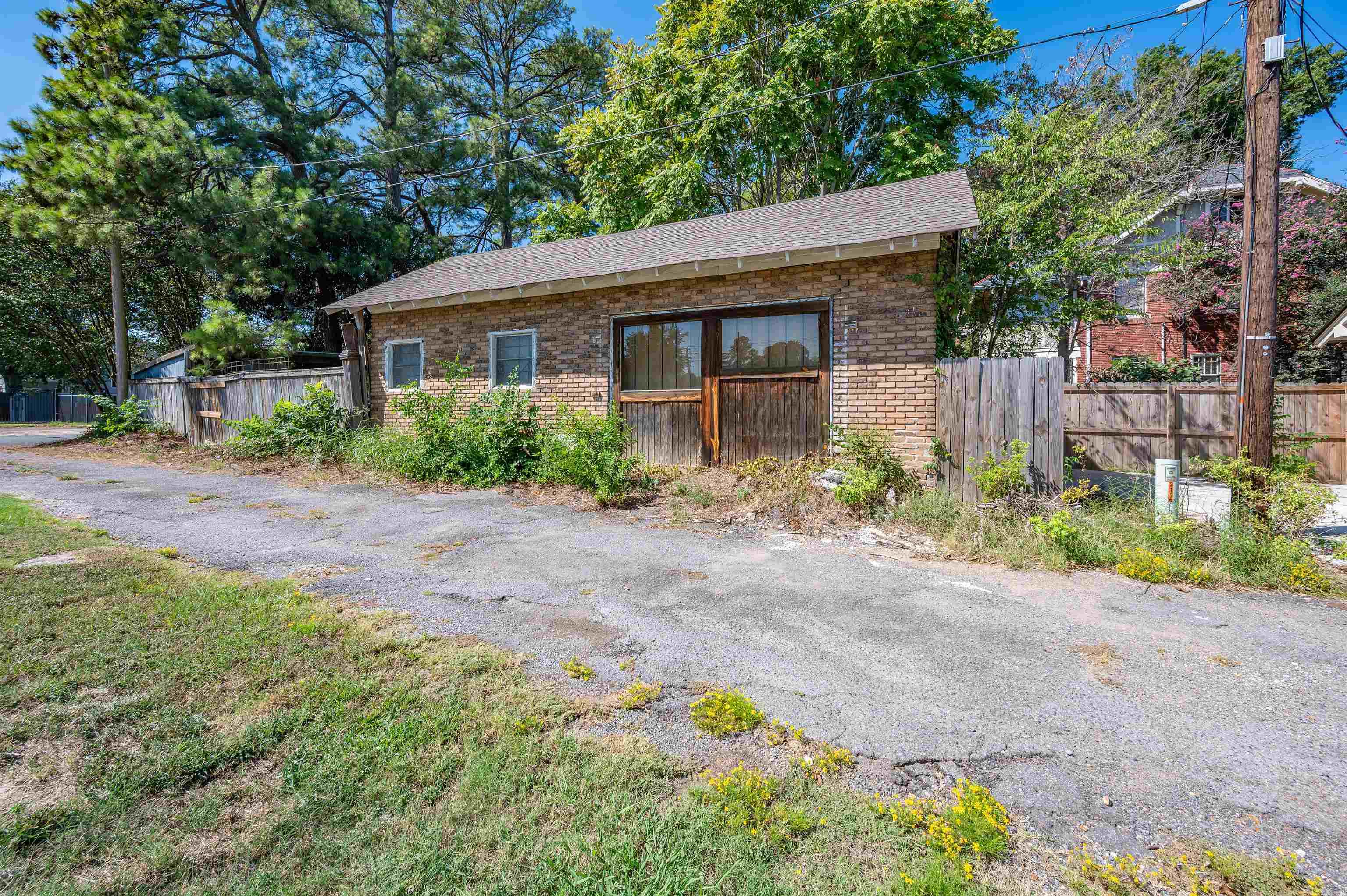 2121 S Louisiana Street Property Photo 24