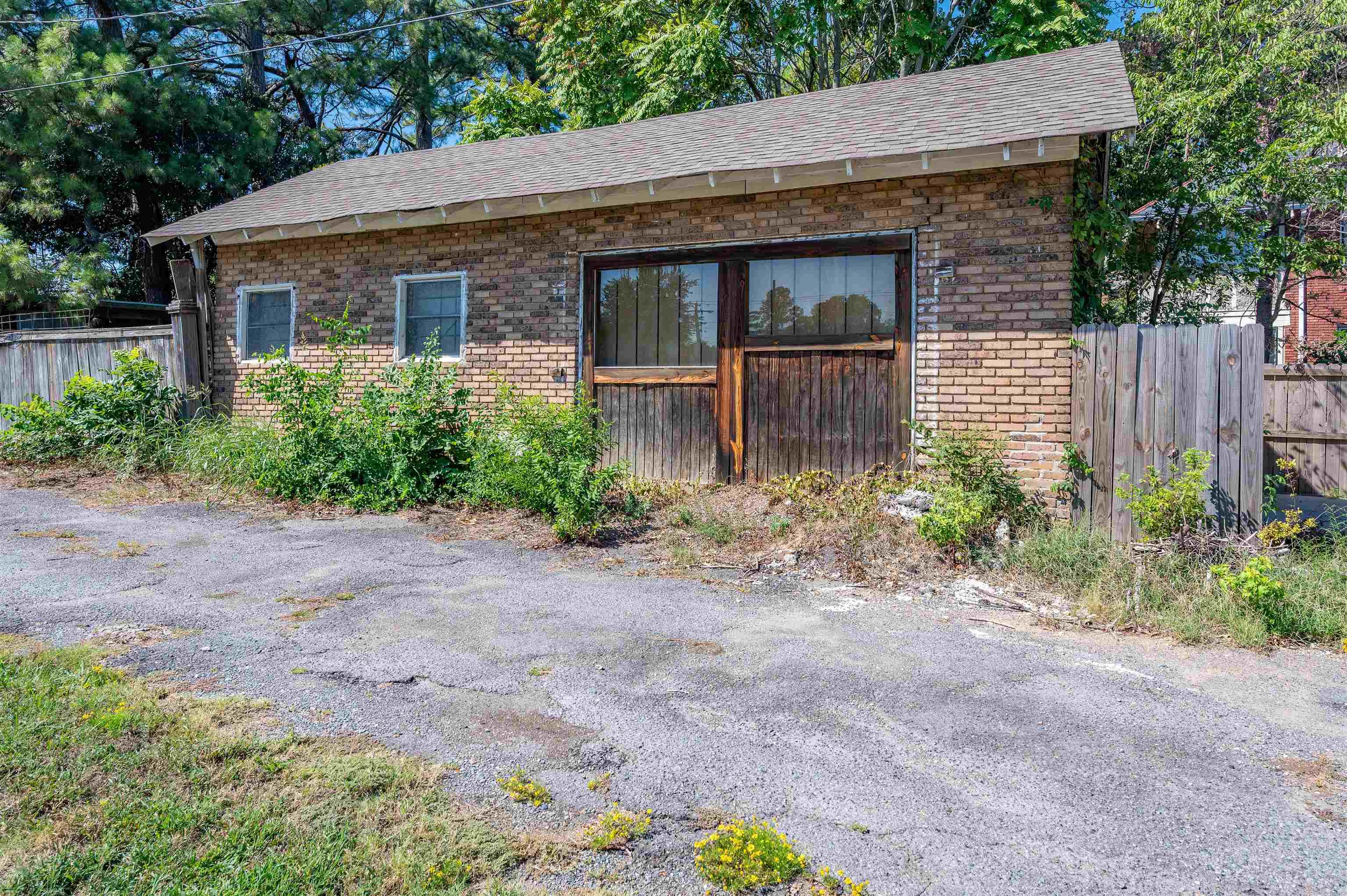 2121 S Louisiana Street Property Photo 26