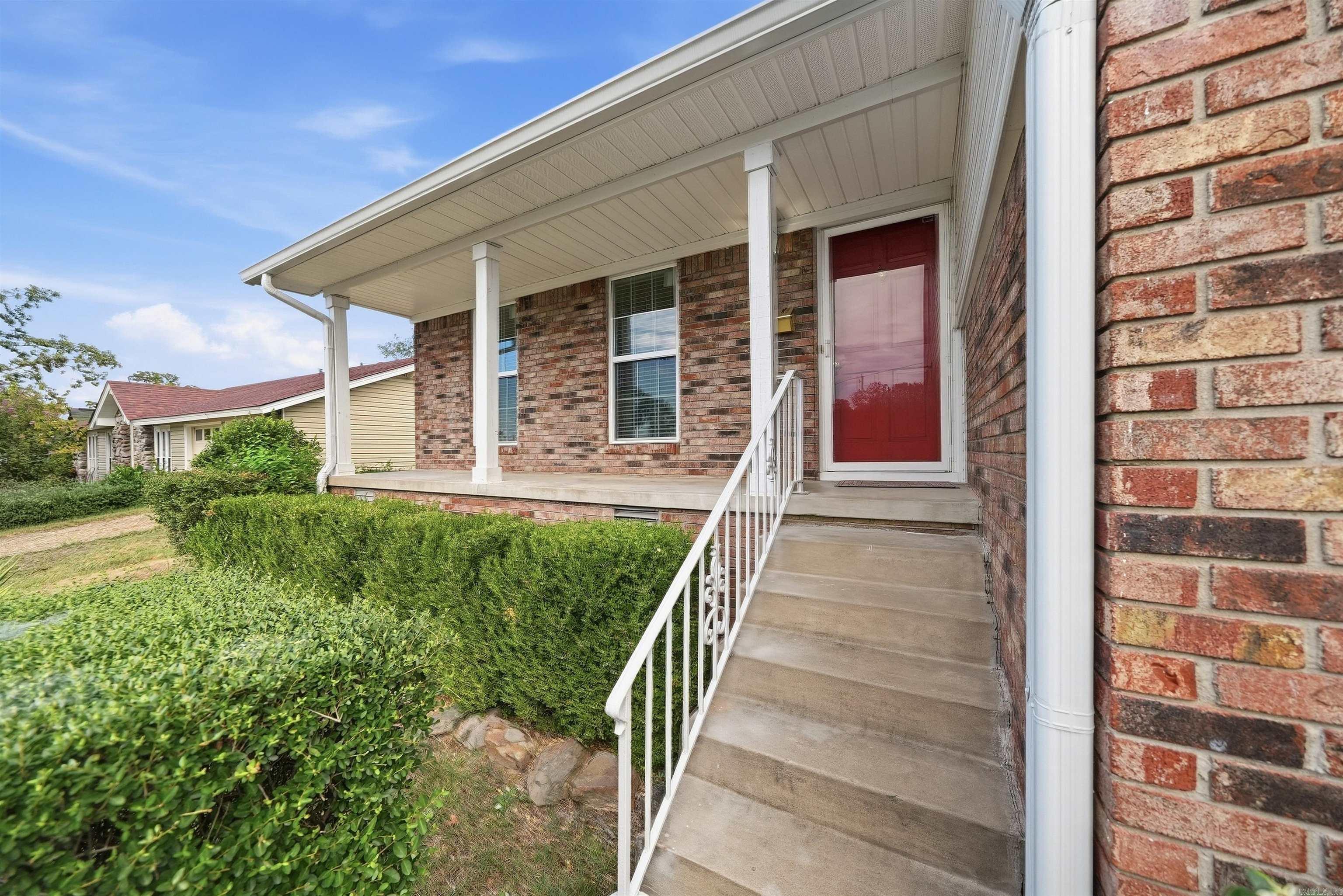 1121 Briar Creek Road Property Photo 7