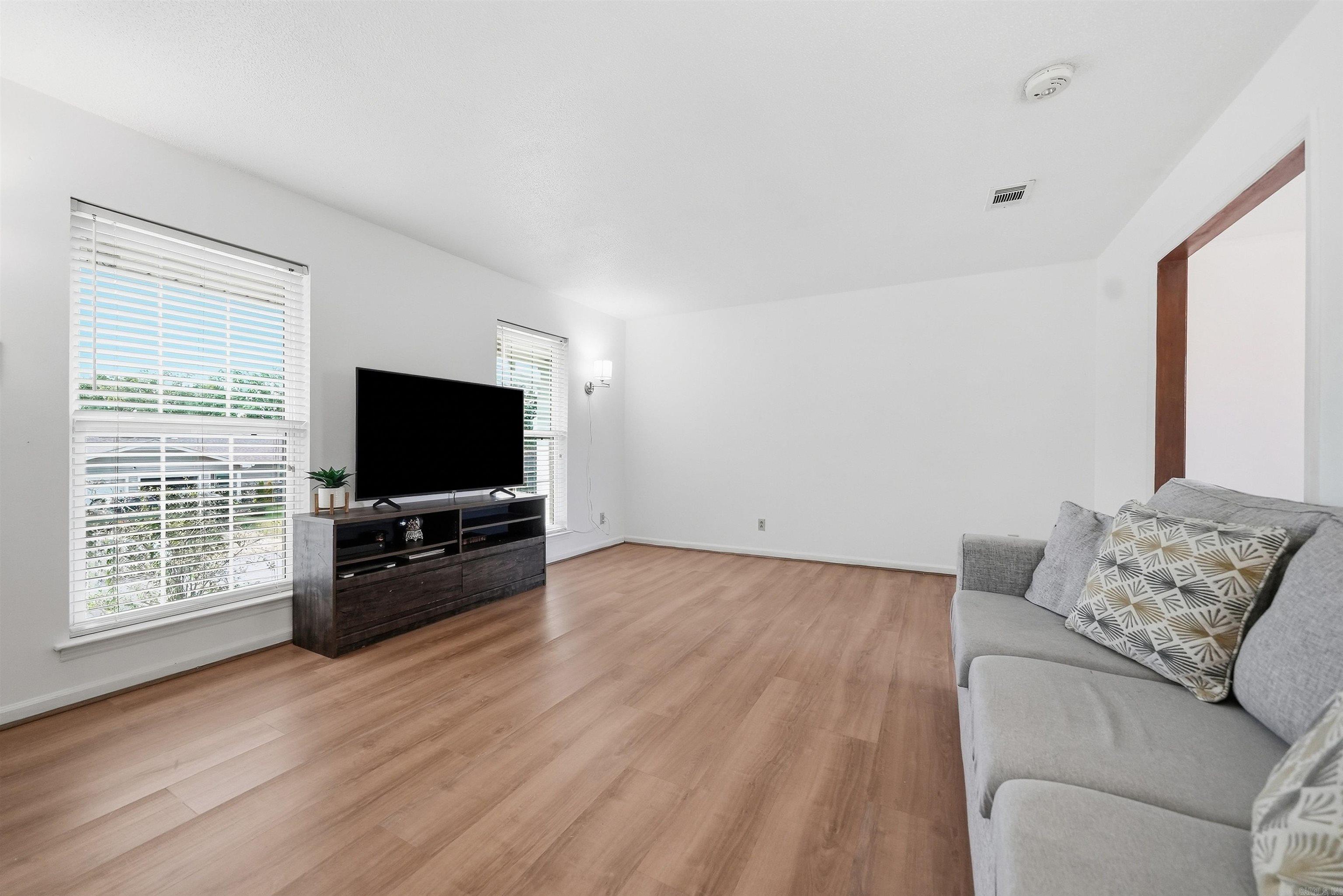 1121 Briar Creek Road Property Photo 12