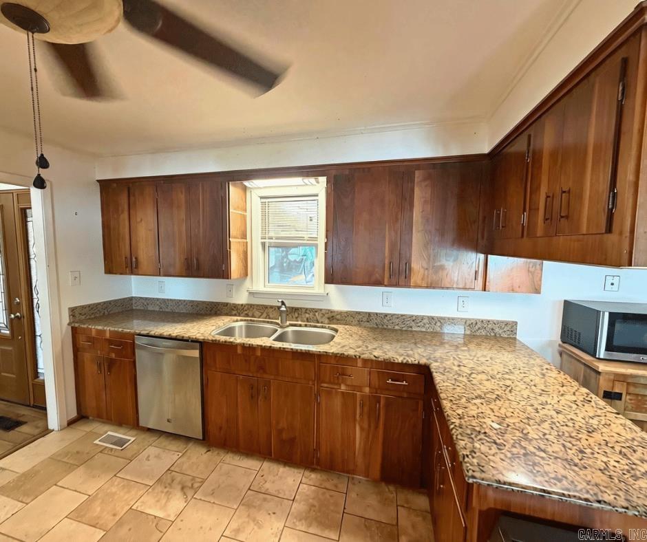 7707 Highway 161 S Highway Property Photo 14