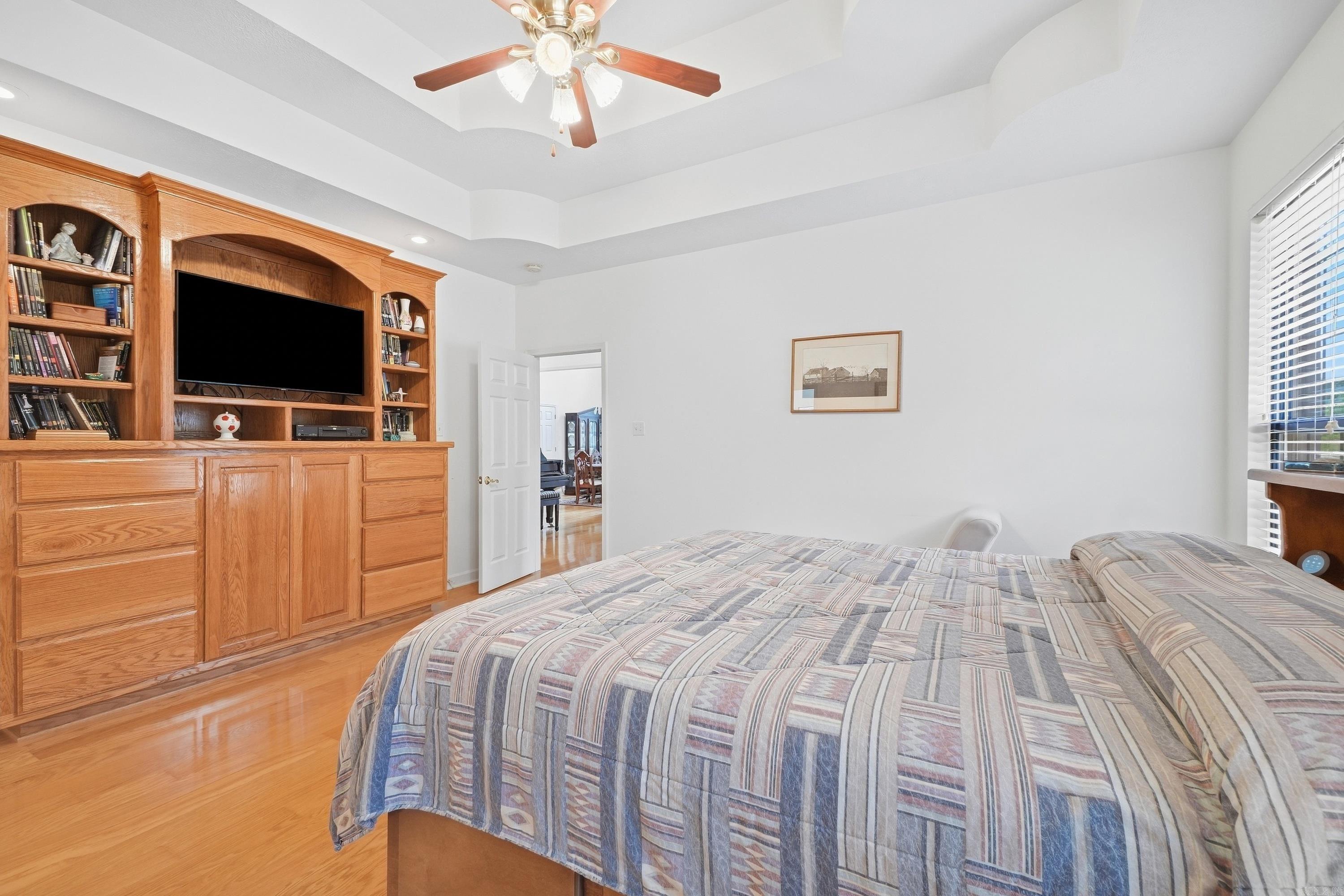370 Wellesley Property Photo 41