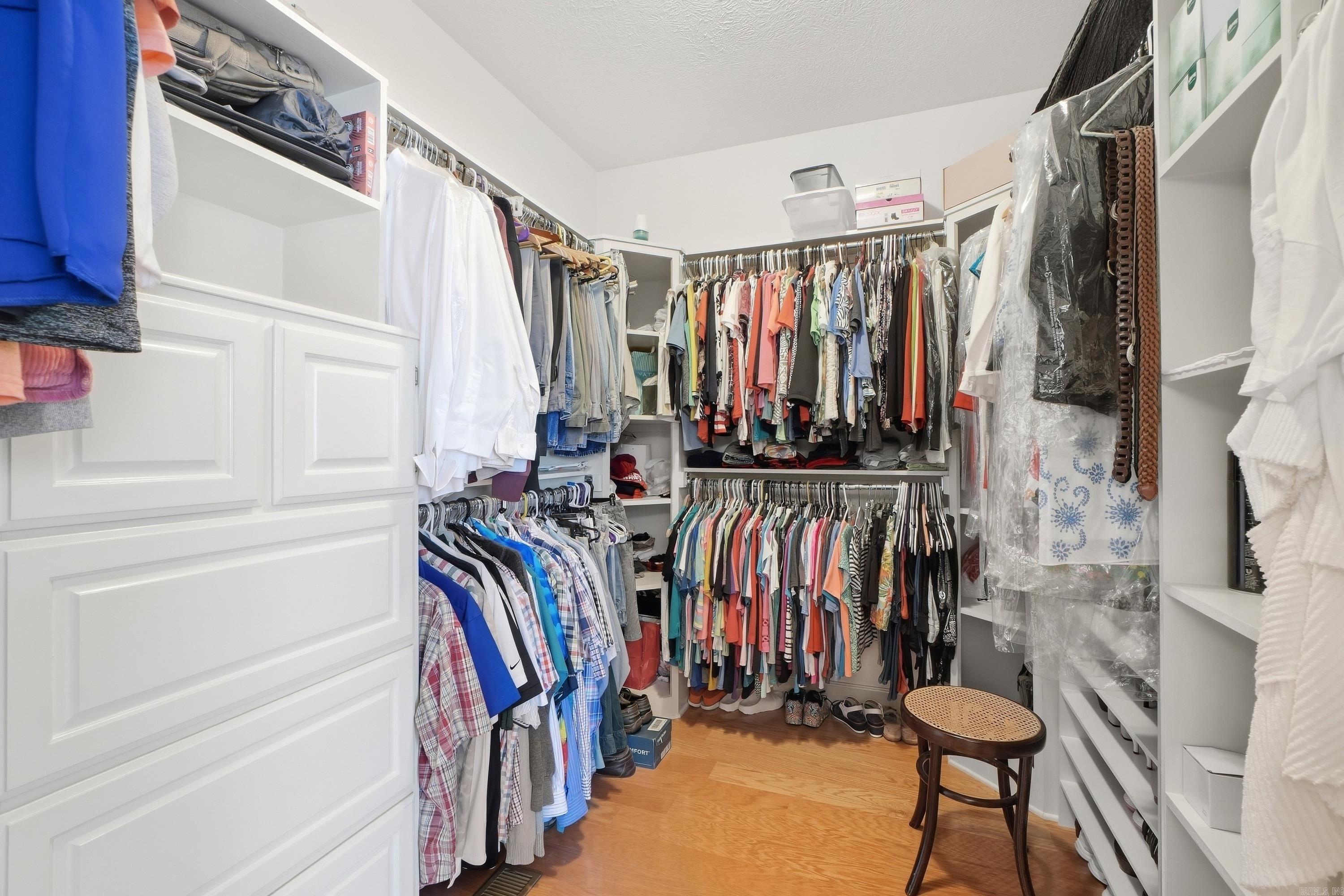 370 Wellesley Property Photo 44