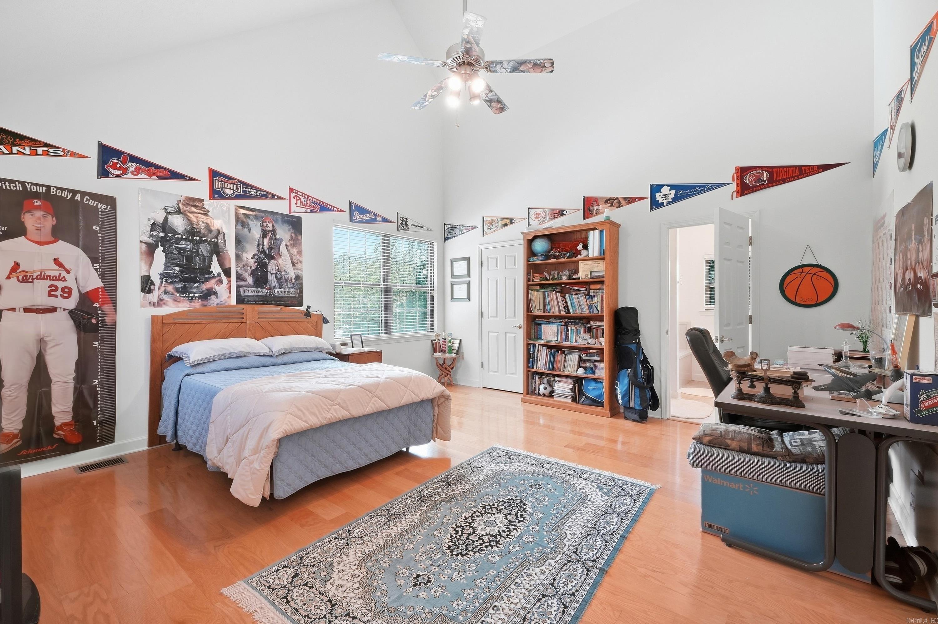 370 Wellesley Property Photo 49