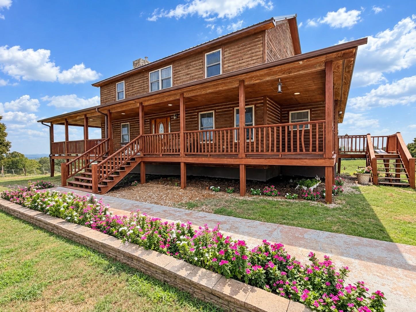 149 Love Hollow Property Photo 4