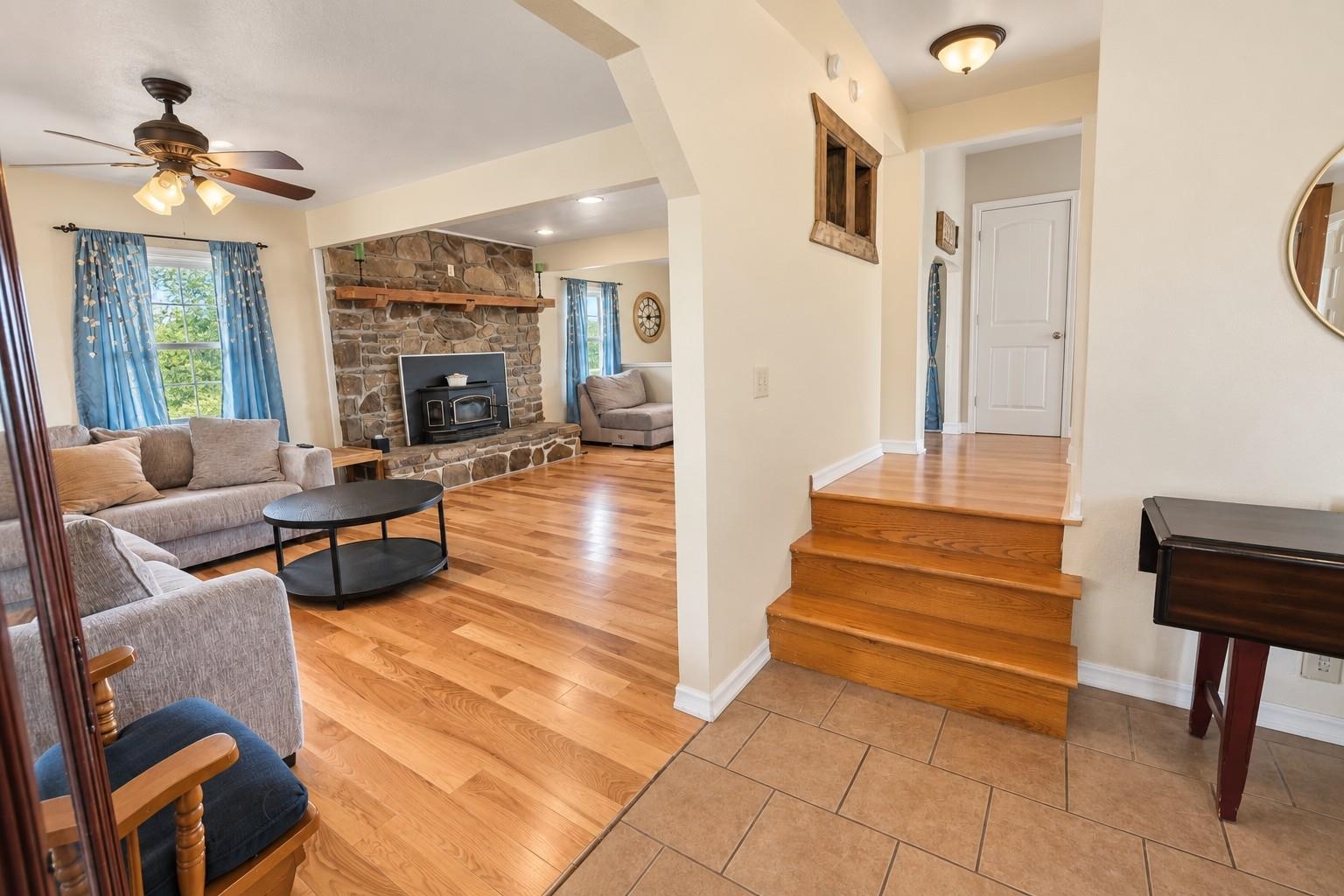 149 Love Hollow Property Photo 11