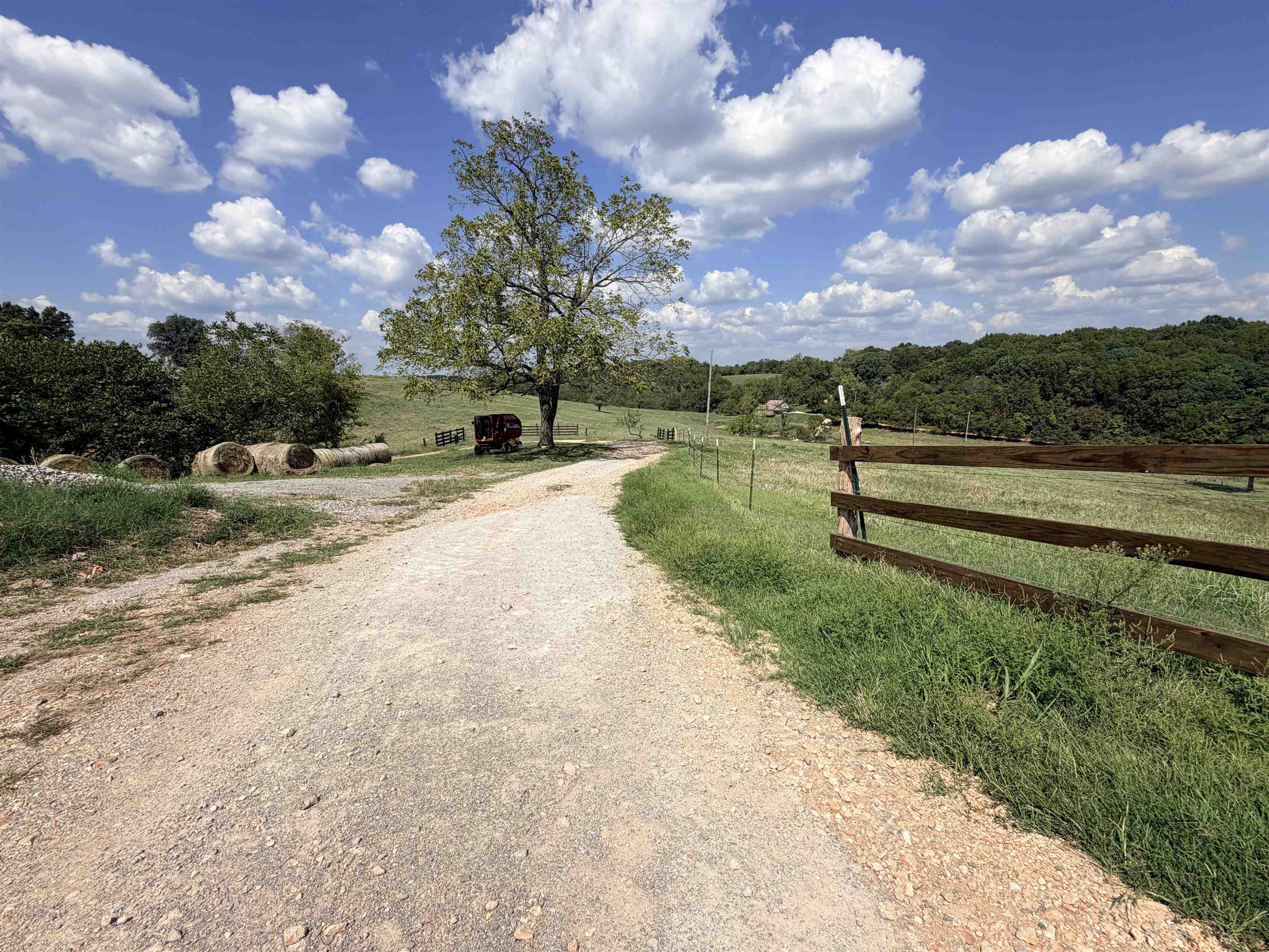 149 Love Hollow Property Photo 24