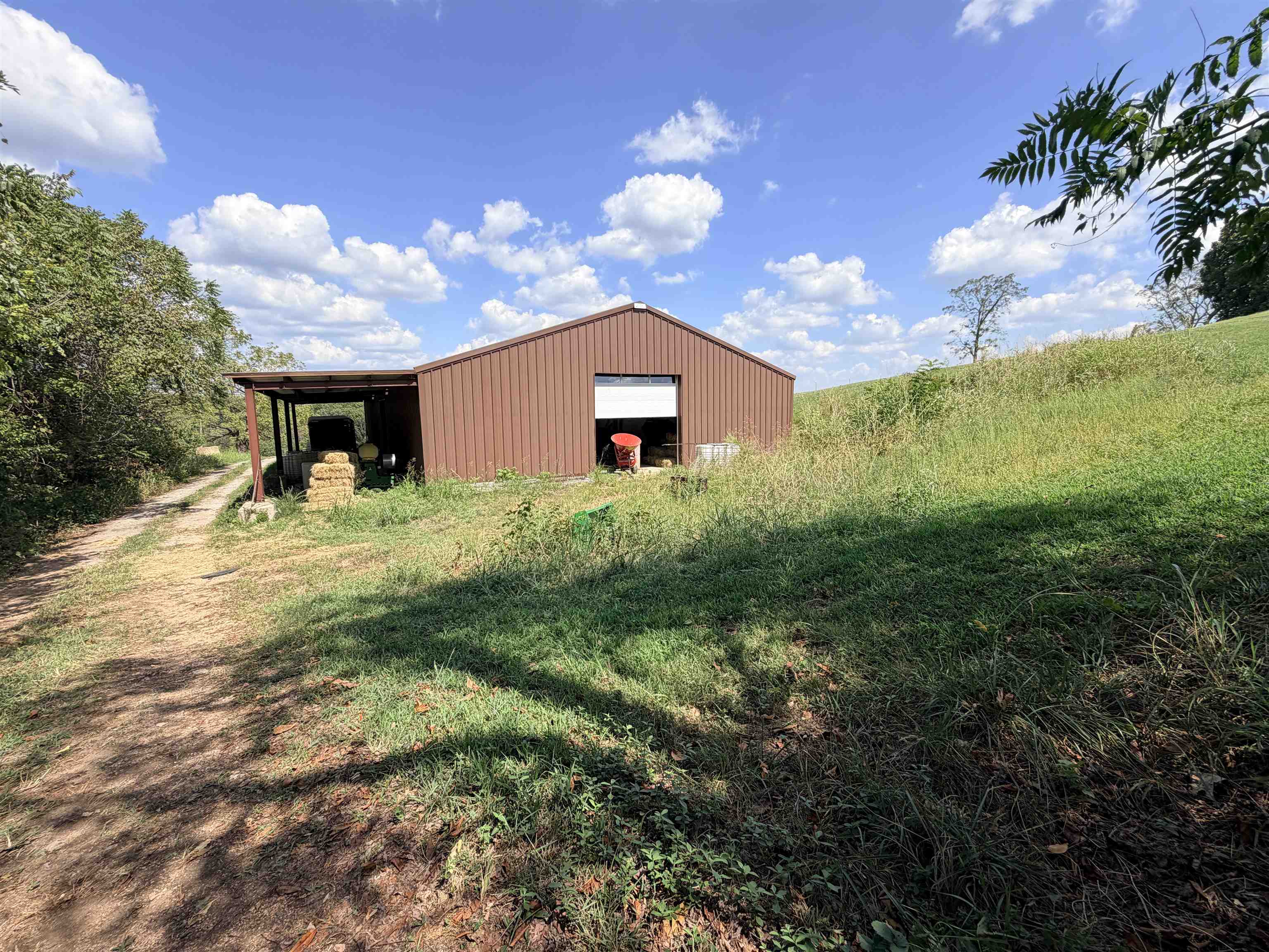 149 Love Hollow Property Photo 27